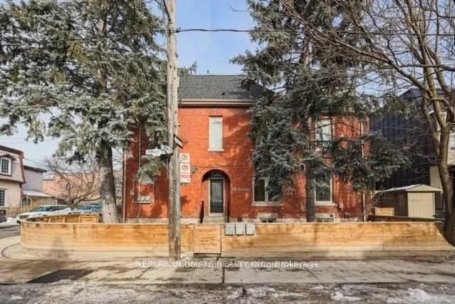 Photo 3 of Unit Unit #2, 50 Foxley Street, Toronto, Trinity-Bellwoods — HOMEH