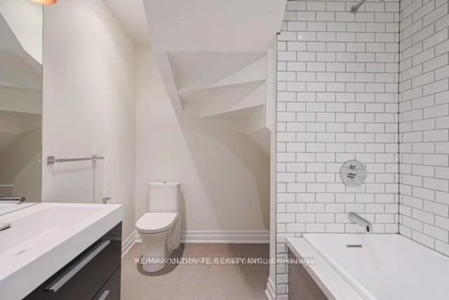 Photo 12 of Unit Unit #2, 50 Foxley Street, Toronto, Trinity-Bellwoods — HOMEH