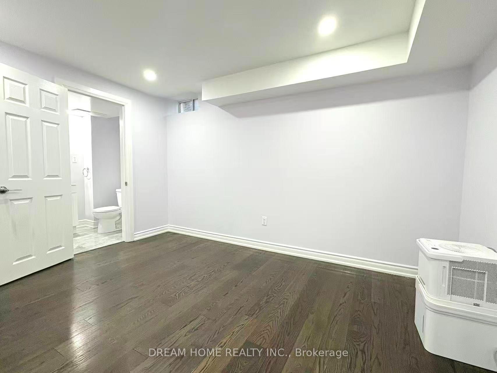 Photo 10 of Unit Bsmt, 19 Erintol Way, Markham, Cedarwood — HOMEH