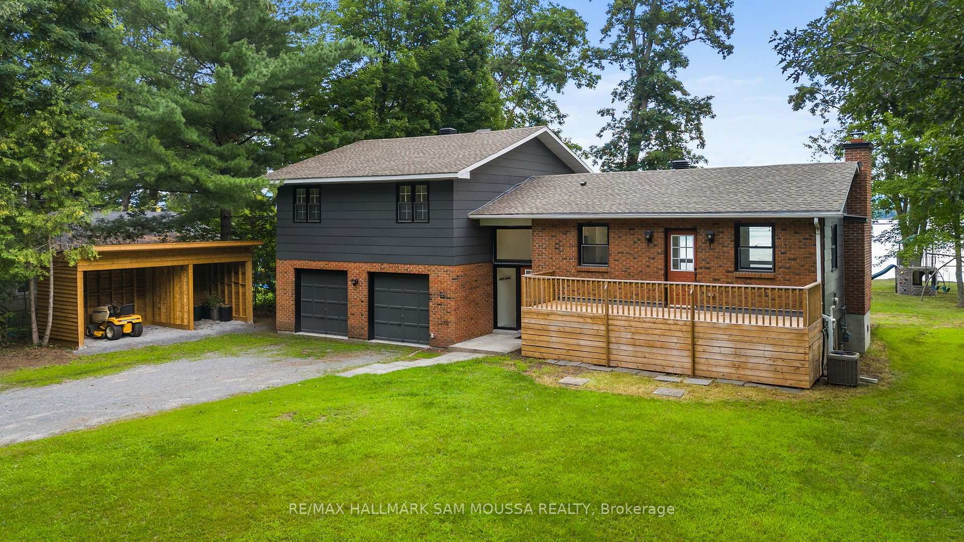 Photo 2 of 208 Baillie Avenue, Ottawa, Constance Bay — HOMEH