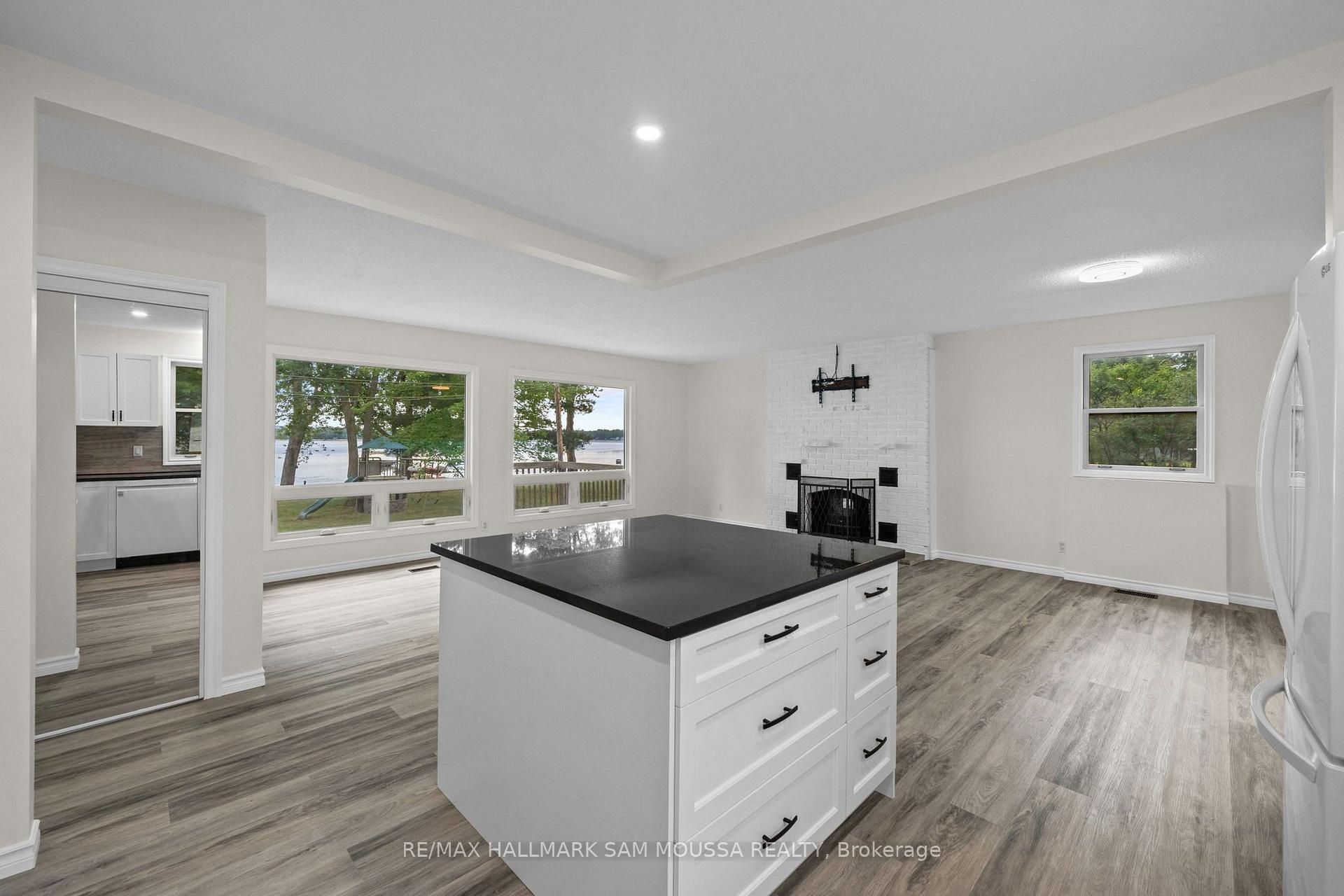 Photo 9 of 208 Baillie Avenue, Ottawa, Constance Bay — HOMEH