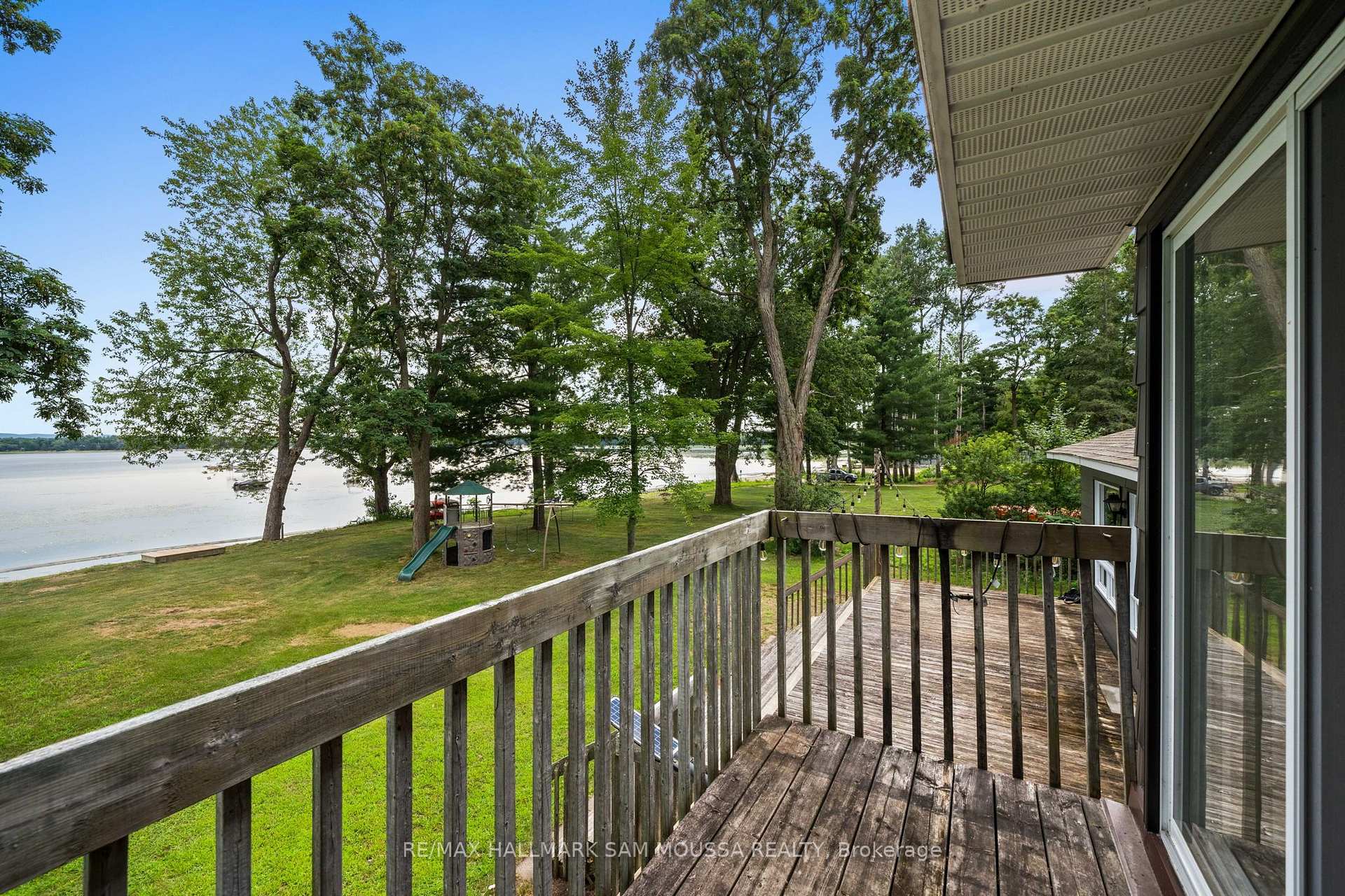 Photo 26 of 208 Baillie Avenue, Ottawa, Constance Bay — HOMEH