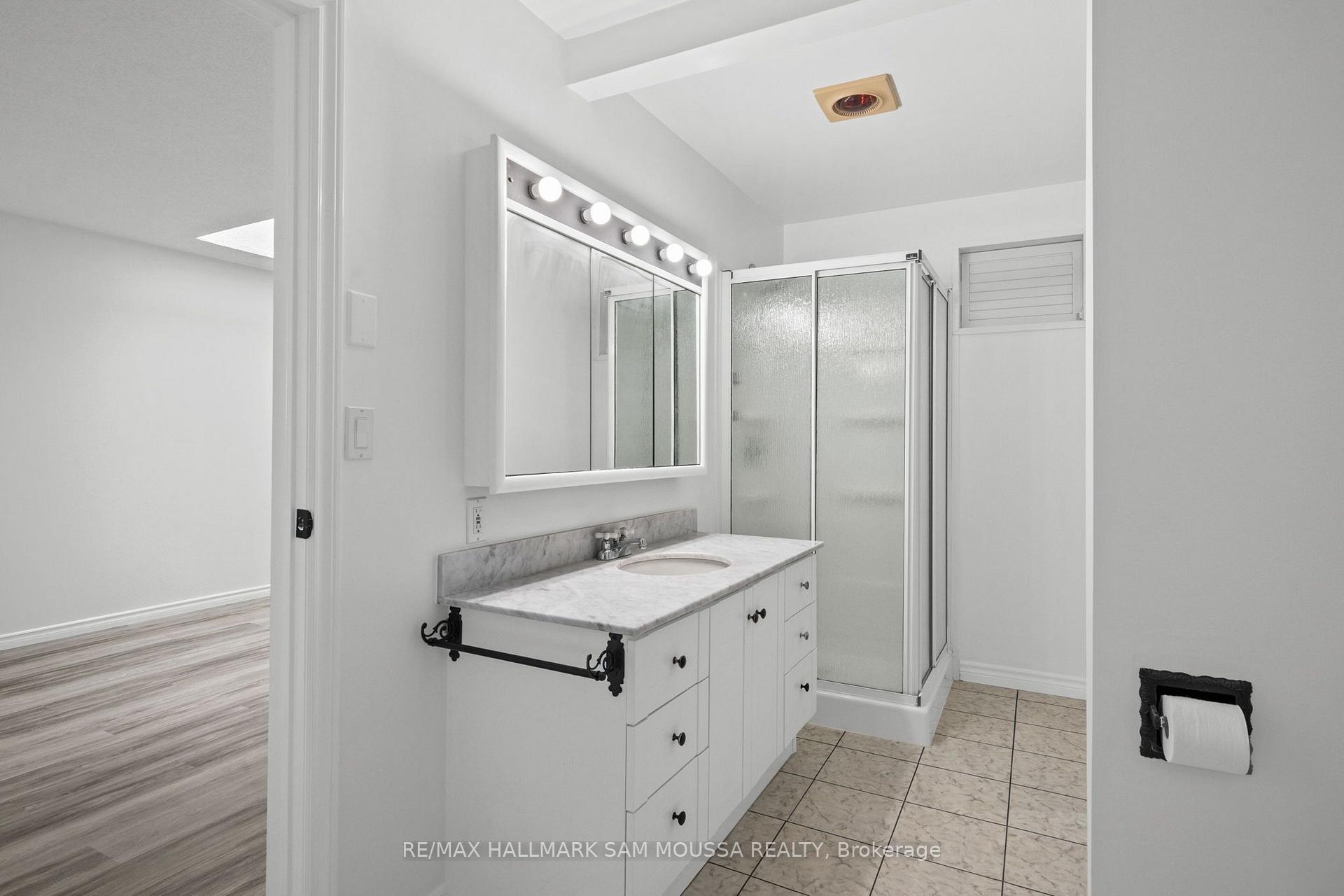 Photo 27 of 208 Baillie Avenue, Ottawa, Constance Bay — HOMEH
