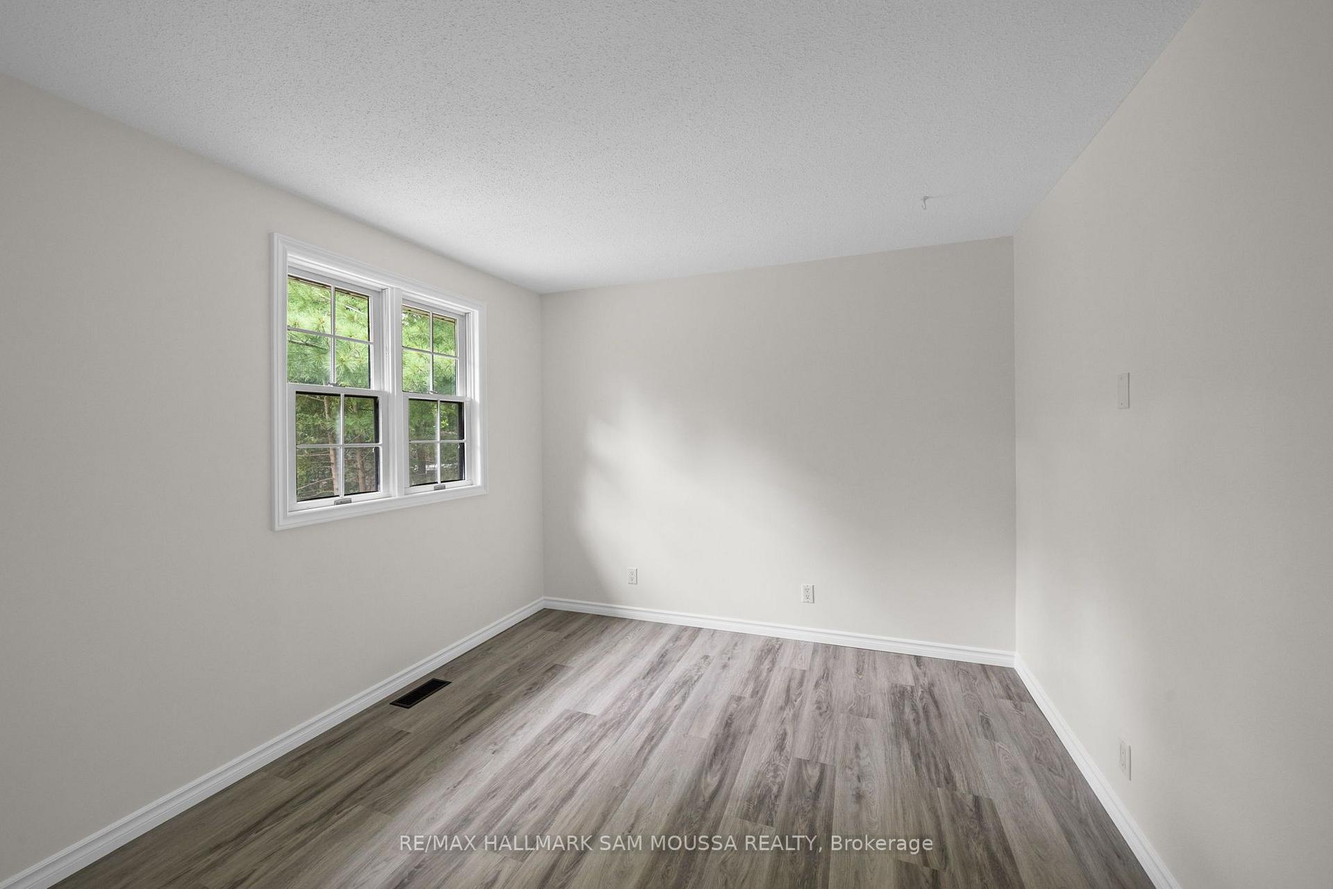 Photo 30 of 208 Baillie Avenue, Ottawa, Constance Bay — HOMEH
