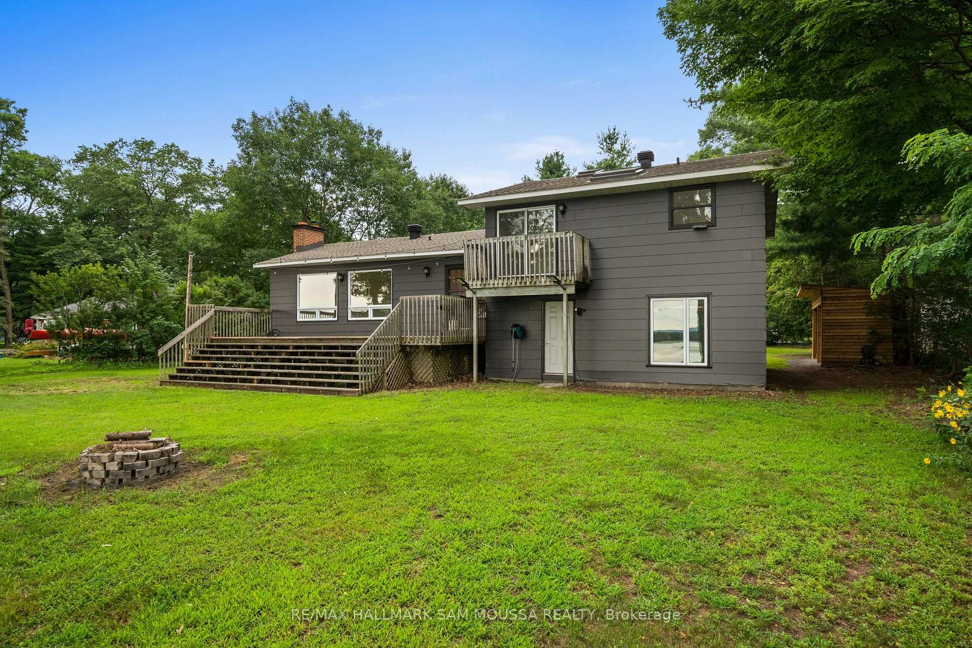 Photo 36 of 208 Baillie Avenue, Ottawa, Constance Bay — HOMEH