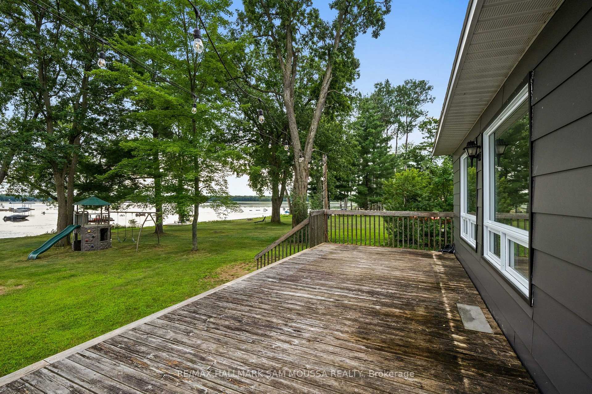 Photo 38 of 208 Baillie Avenue, Ottawa, Constance Bay — HOMEH