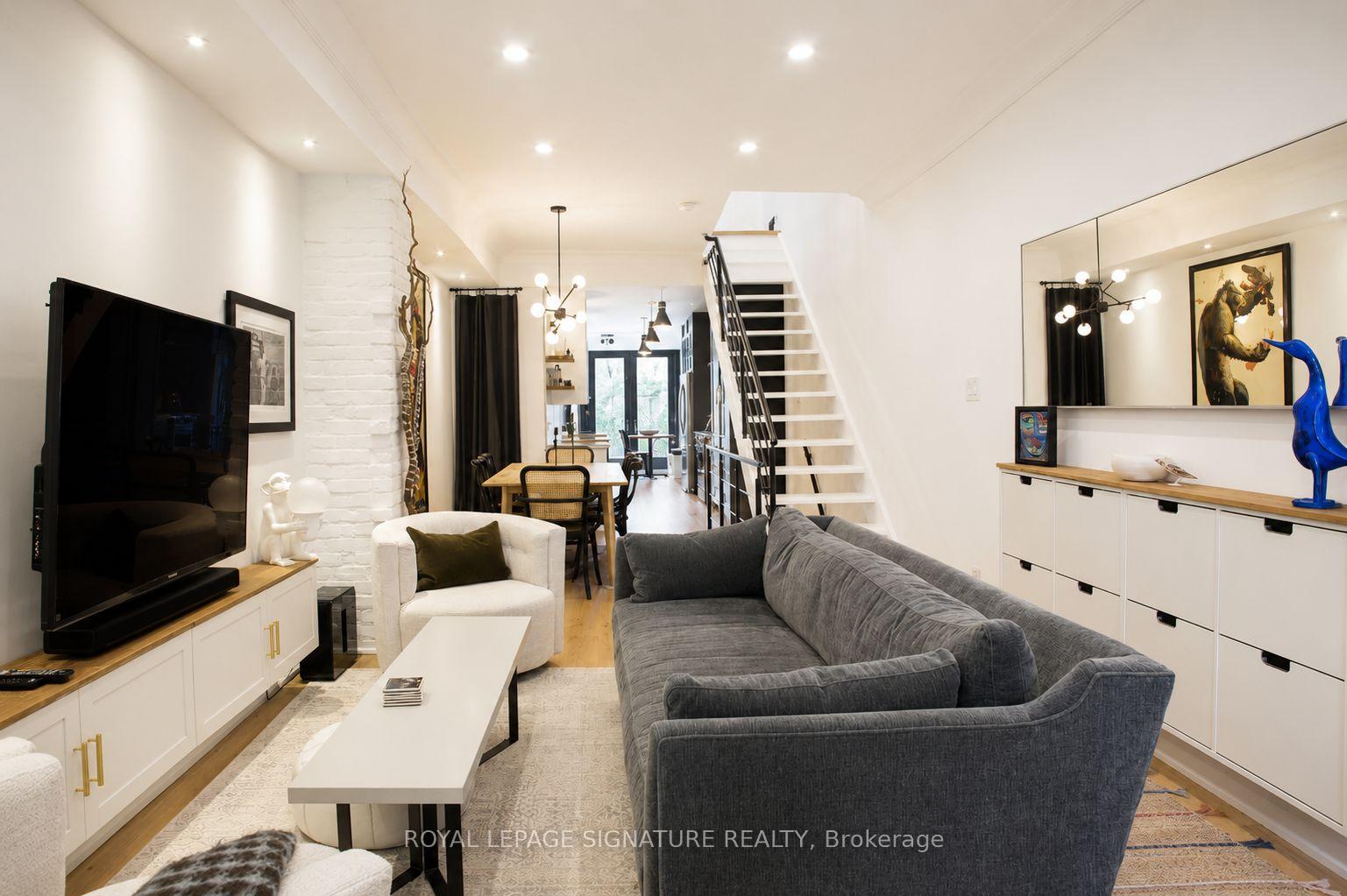 Photo 3 of 132 Major Street, Toronto, University — HOMEH