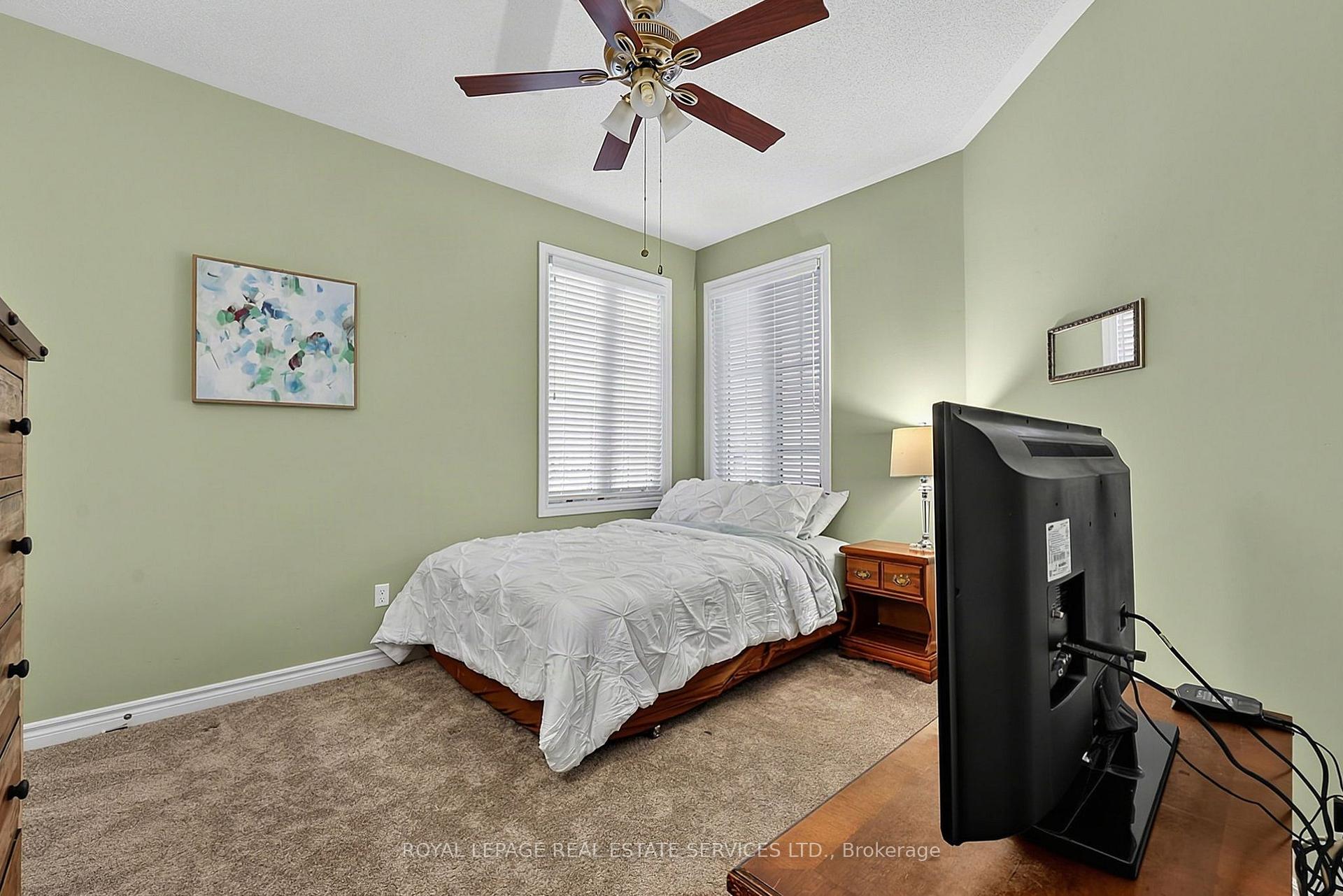 Photo 25 of 17 Leeward Circle, Wasaga Beach — HOMEH