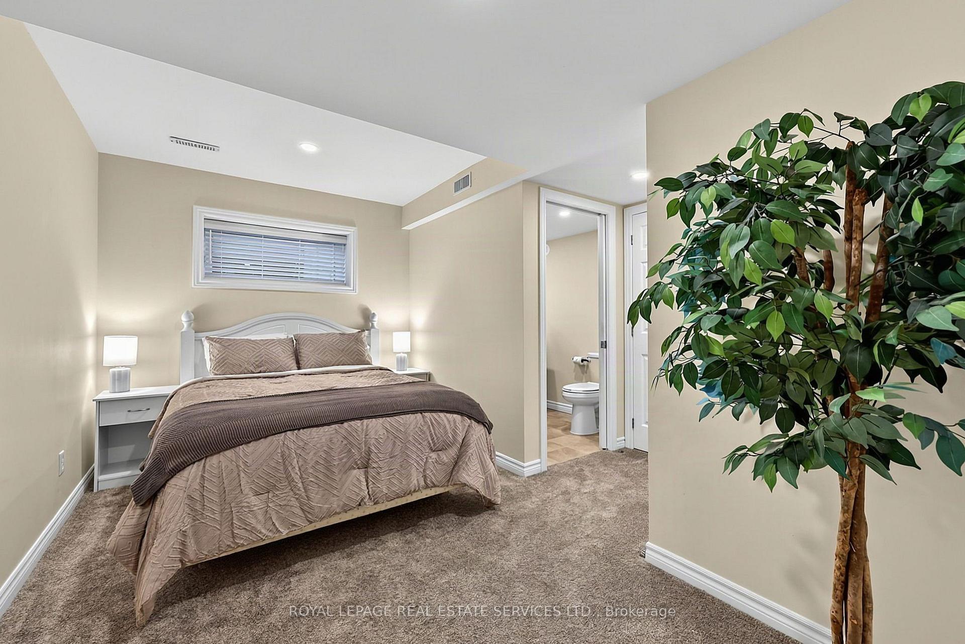 Photo 32 of 17 Leeward Circle, Wasaga Beach — HOMEH