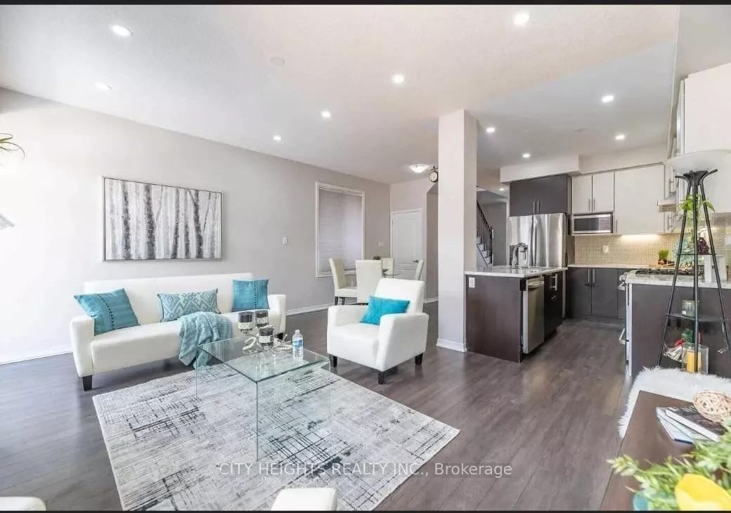 Photo 4 of Unit Main, 147 Baffin Crescent, Brampton, Northwest Brampton — HOMEH