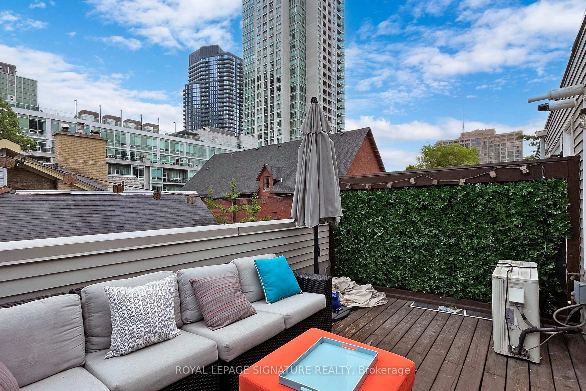 Photo 19 of Unit 42, 6 Wellesley Place, Toronto, North St. James Town — HOMEH