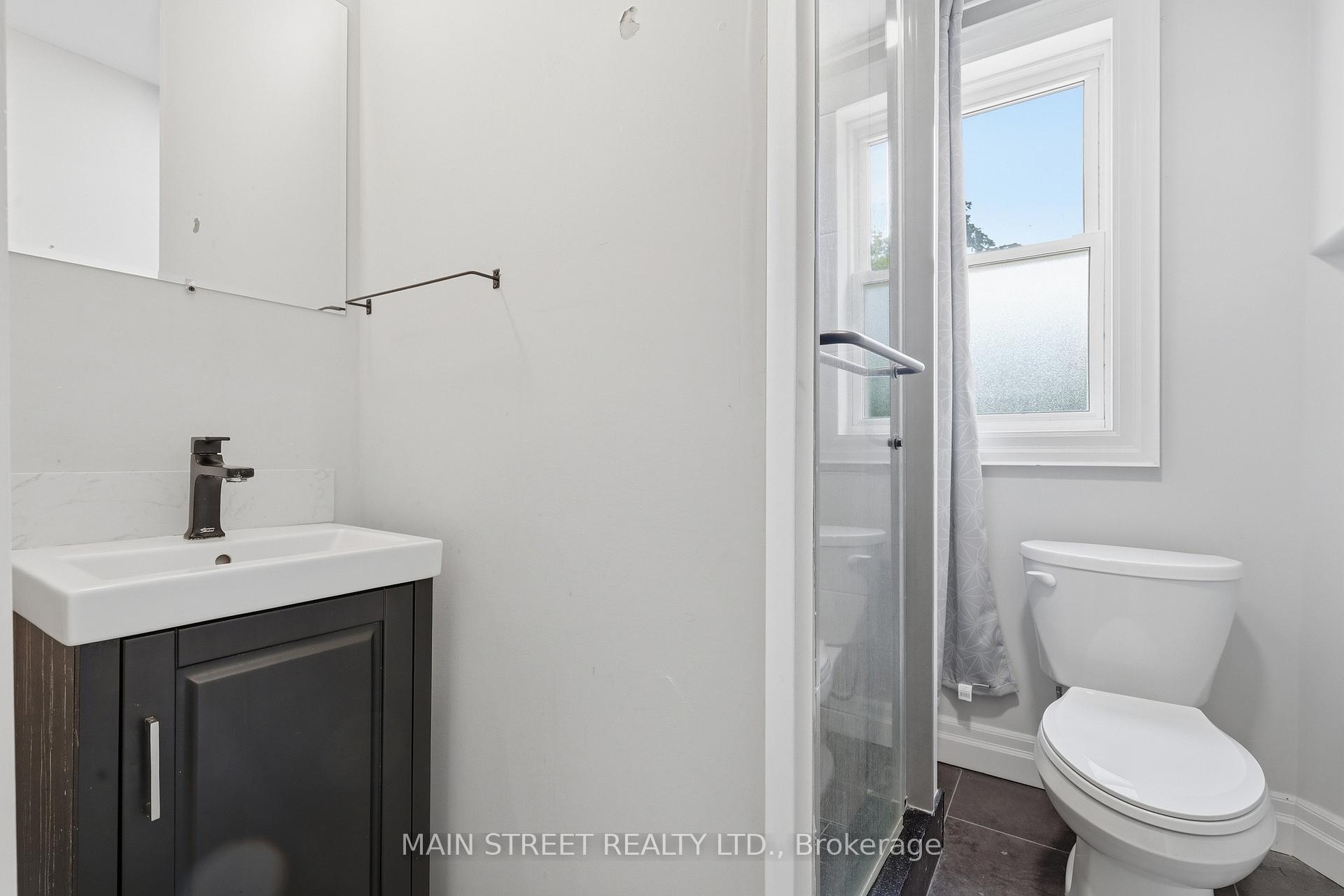 Photo 17 of 12 Vincent Street, Newmarket, Bristol-London — HOMEH
