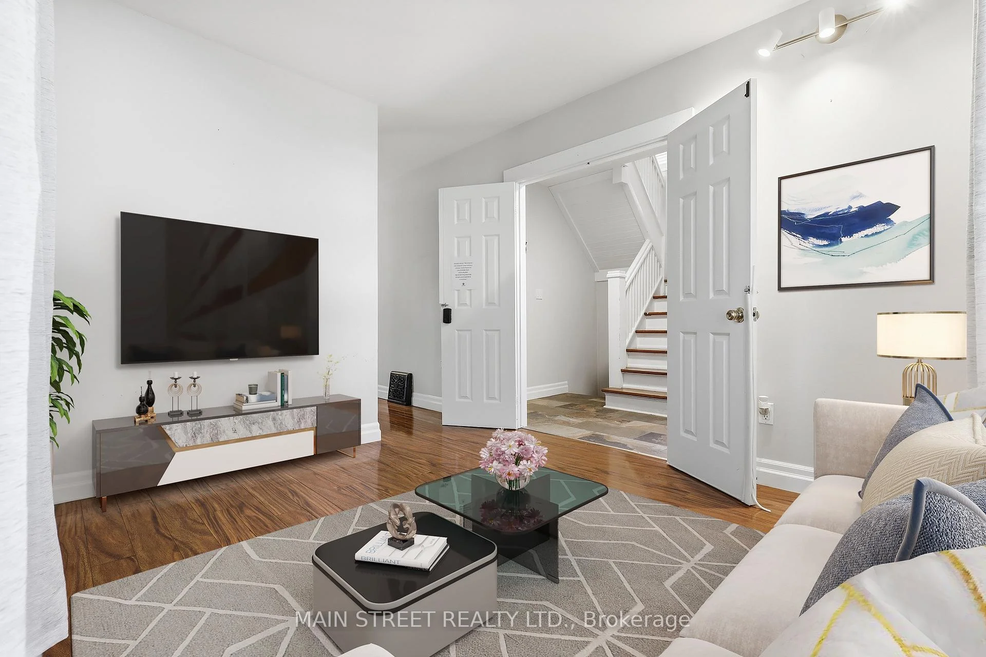 Photo 7 of 12 Vincent Street, Newmarket, Bristol-London — HOMEH