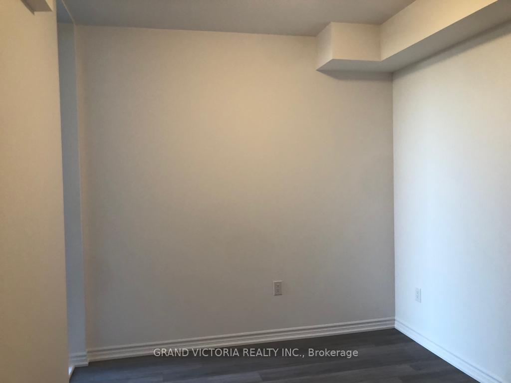 Photo 15 of Unit 212, 460 Dundas Street E, Hamilton, Waterdown — HOMEH