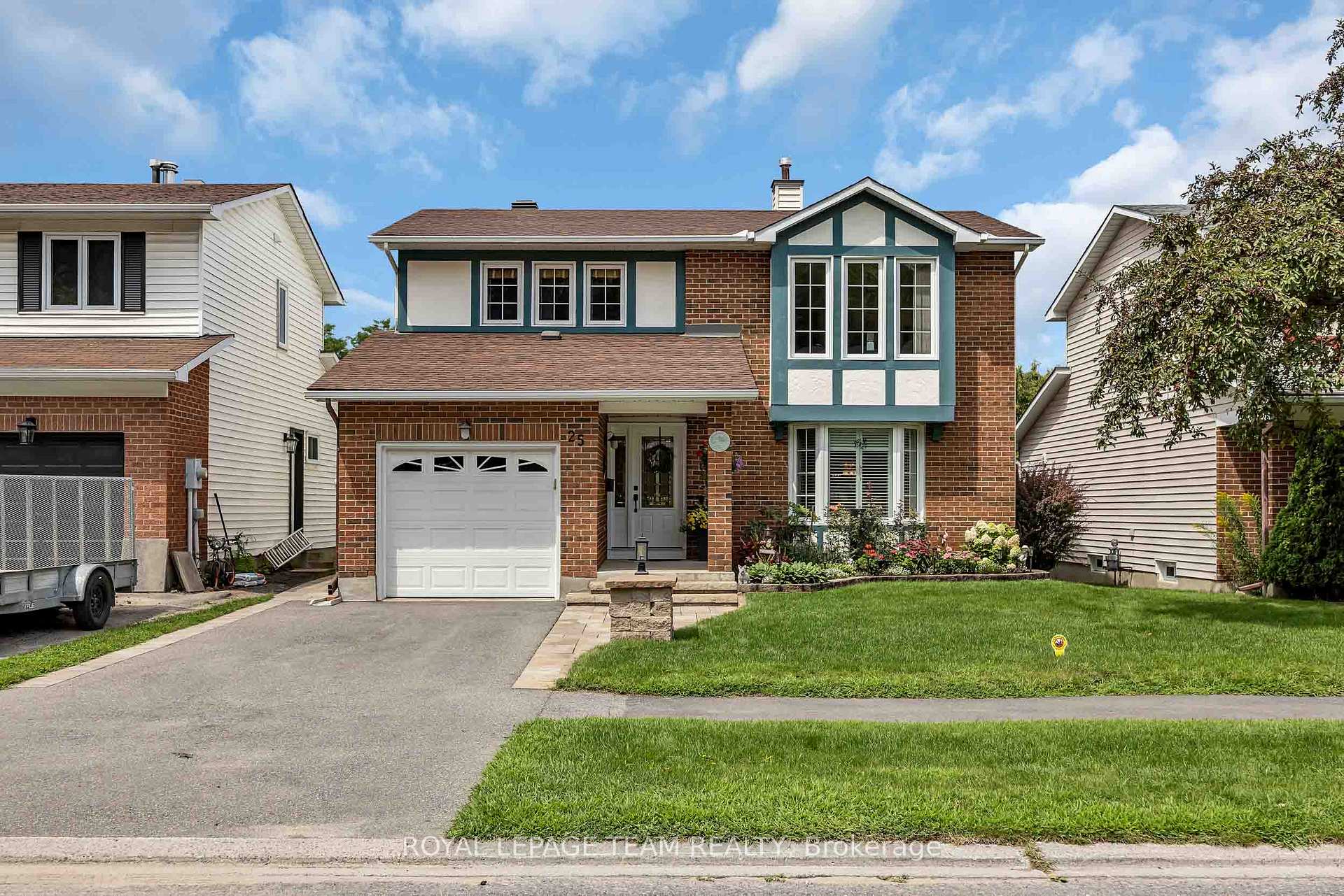 Photo 2 of 25 Tamblyn Crescent, Ottawa, Kanata - Katimavik — HOMEH