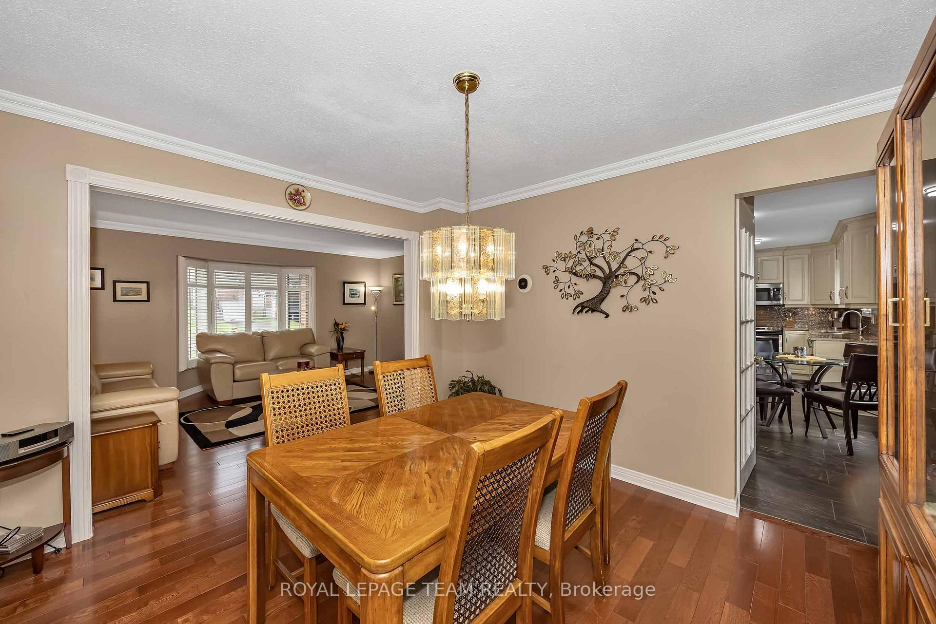 Photo 11 of 25 Tamblyn Crescent, Ottawa, Kanata - Katimavik — HOMEH