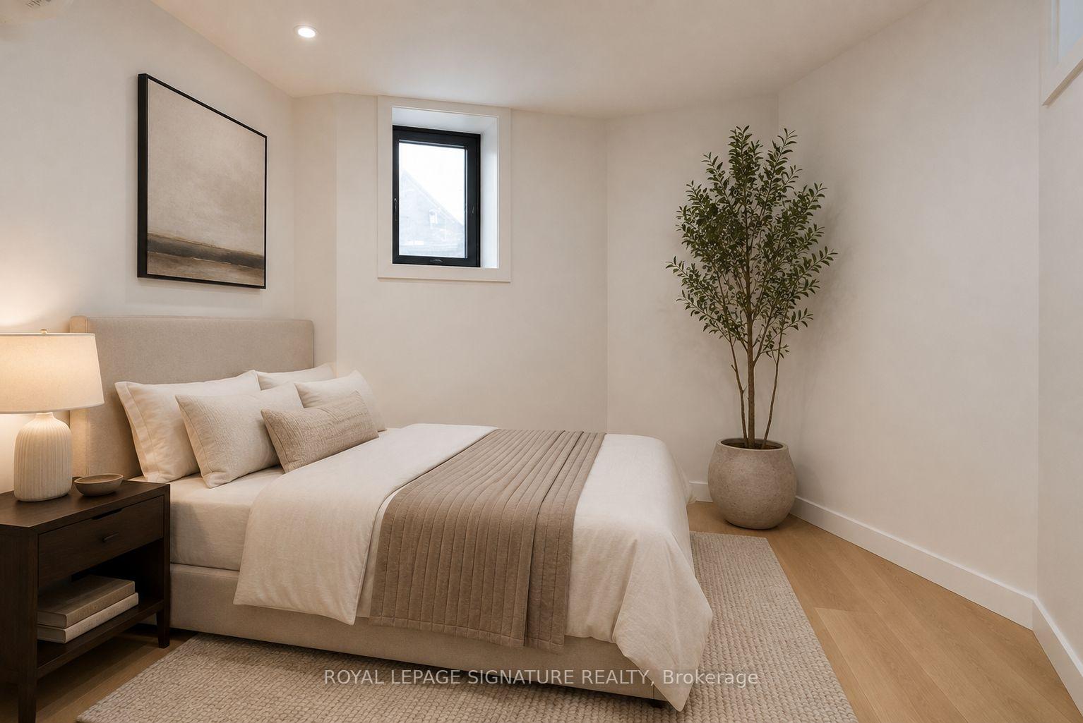 Photo 3 of Unit 2, 390 Palmerston Boulevard, Toronto, Palmerston-Little Italy — HOMEH