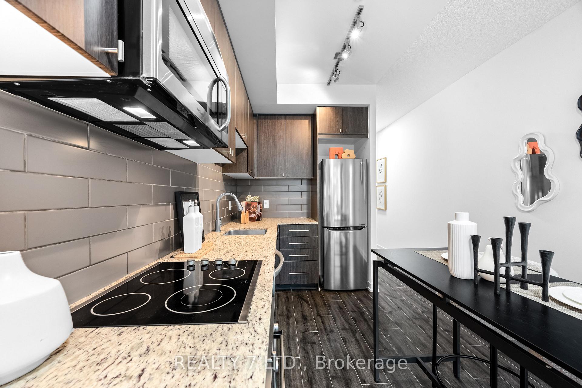 Photo 15 of Unit 624, 18 Rean Drive, North York, Bayview Village — HOMEH