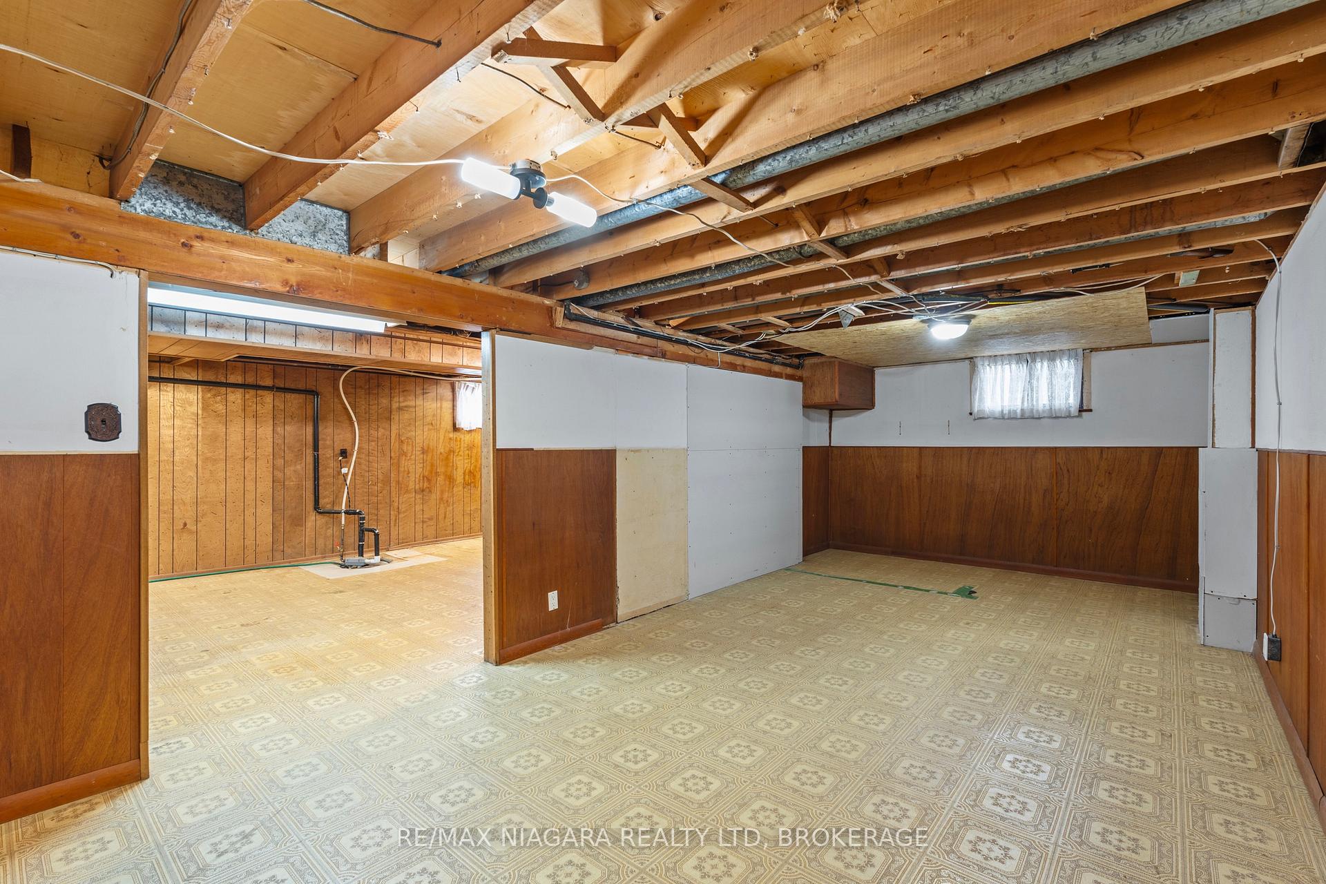 Photo 22 of 466 Clare Avenue, Welland, Prince Charles — HOMEH