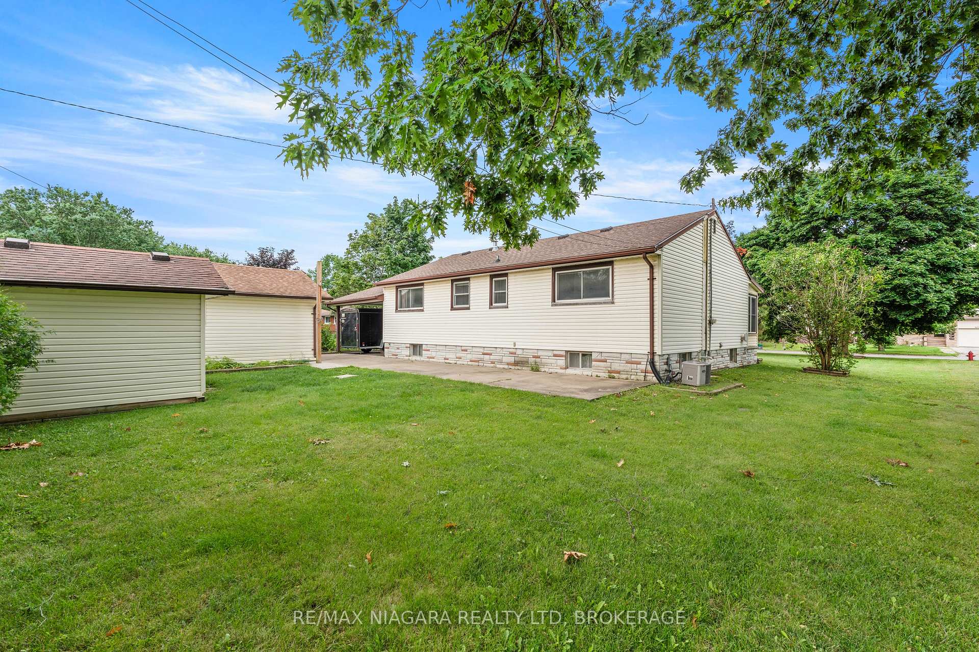 Photo 29 of 466 Clare Avenue, Welland, Prince Charles — HOMEH