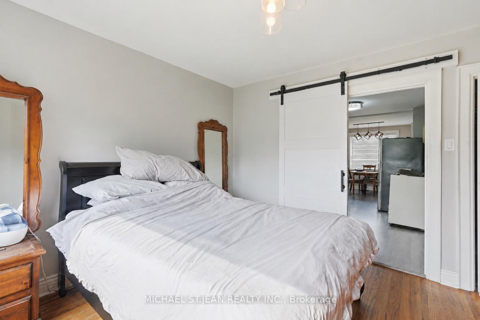 Photo 18 of 35 Centennial Parkway S, Hamilton, Stoney Creek — HOMEH