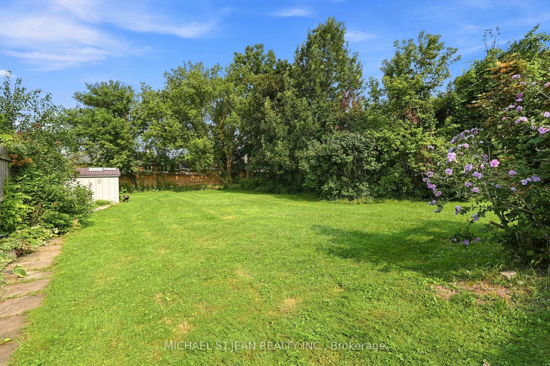 Photo 46 of 35 Centennial Parkway S, Hamilton, Stoney Creek — HOMEH