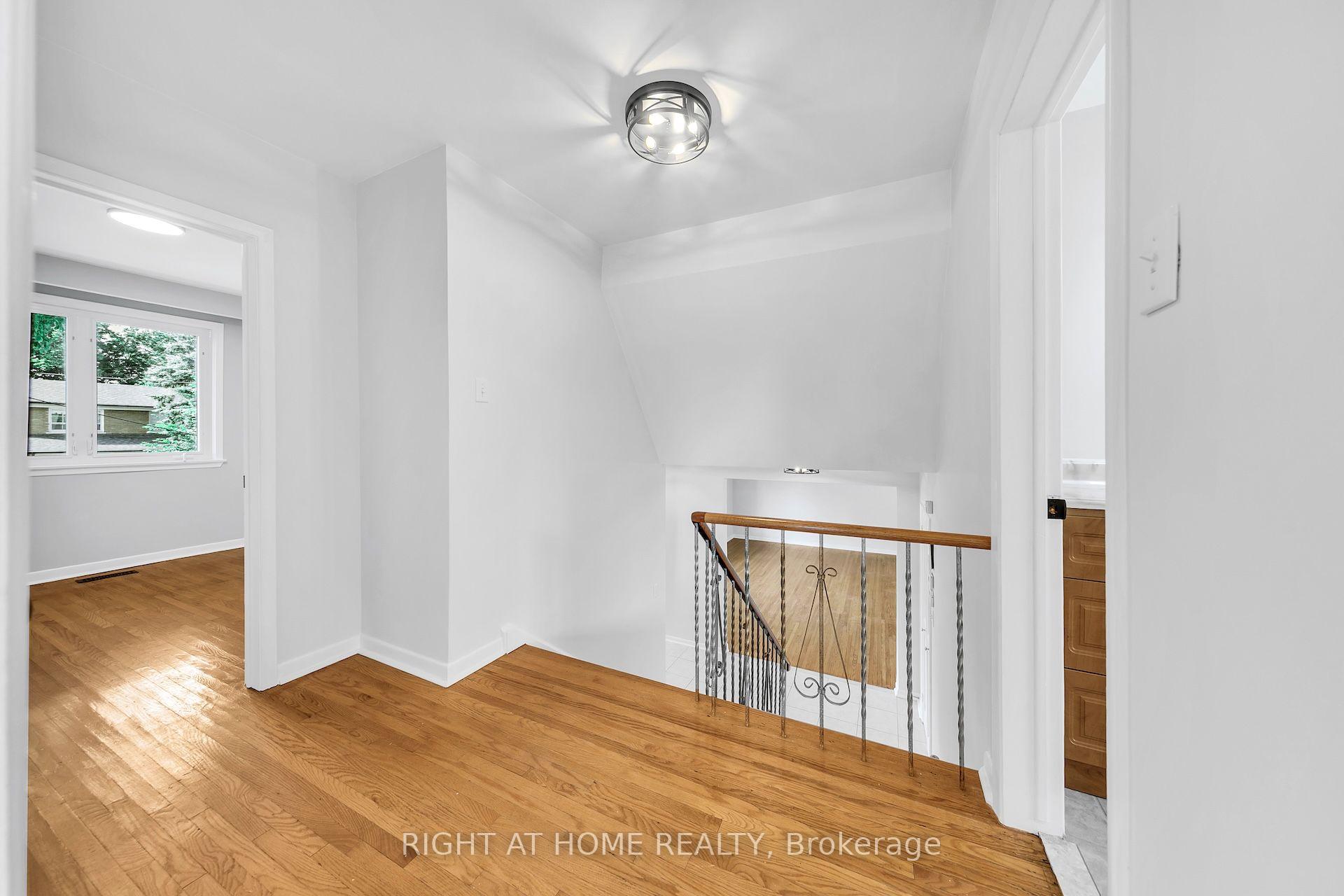 Photo 15 of 88 Peckham Avenue, North York, Newtonbrook West — HOMEH