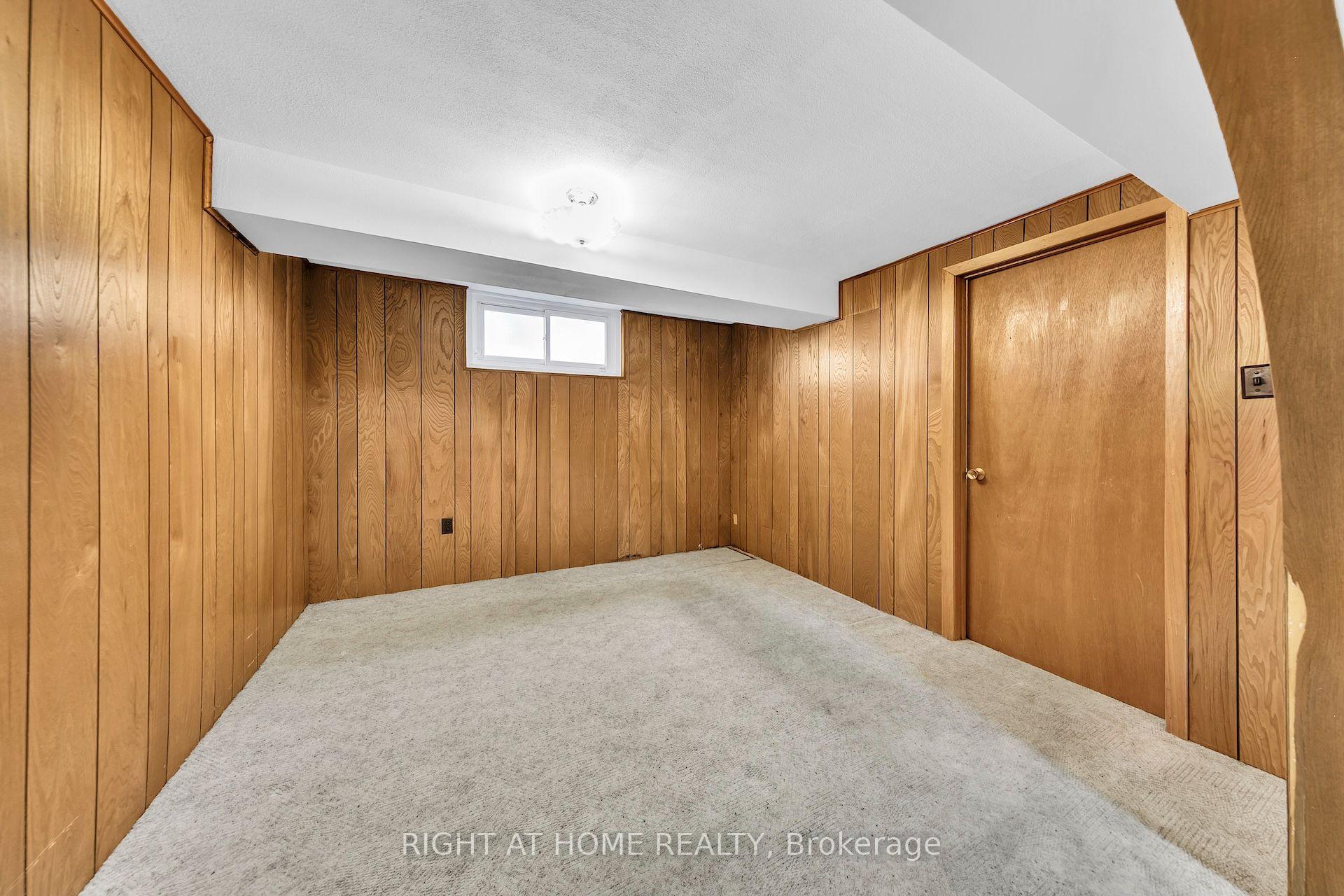 Photo 35 of 88 Peckham Avenue, North York, Newtonbrook West — HOMEH