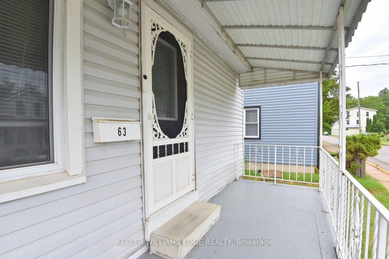 Photo 5 of 63 Patterson Street, Norfolk, Simcoe — HOMEH