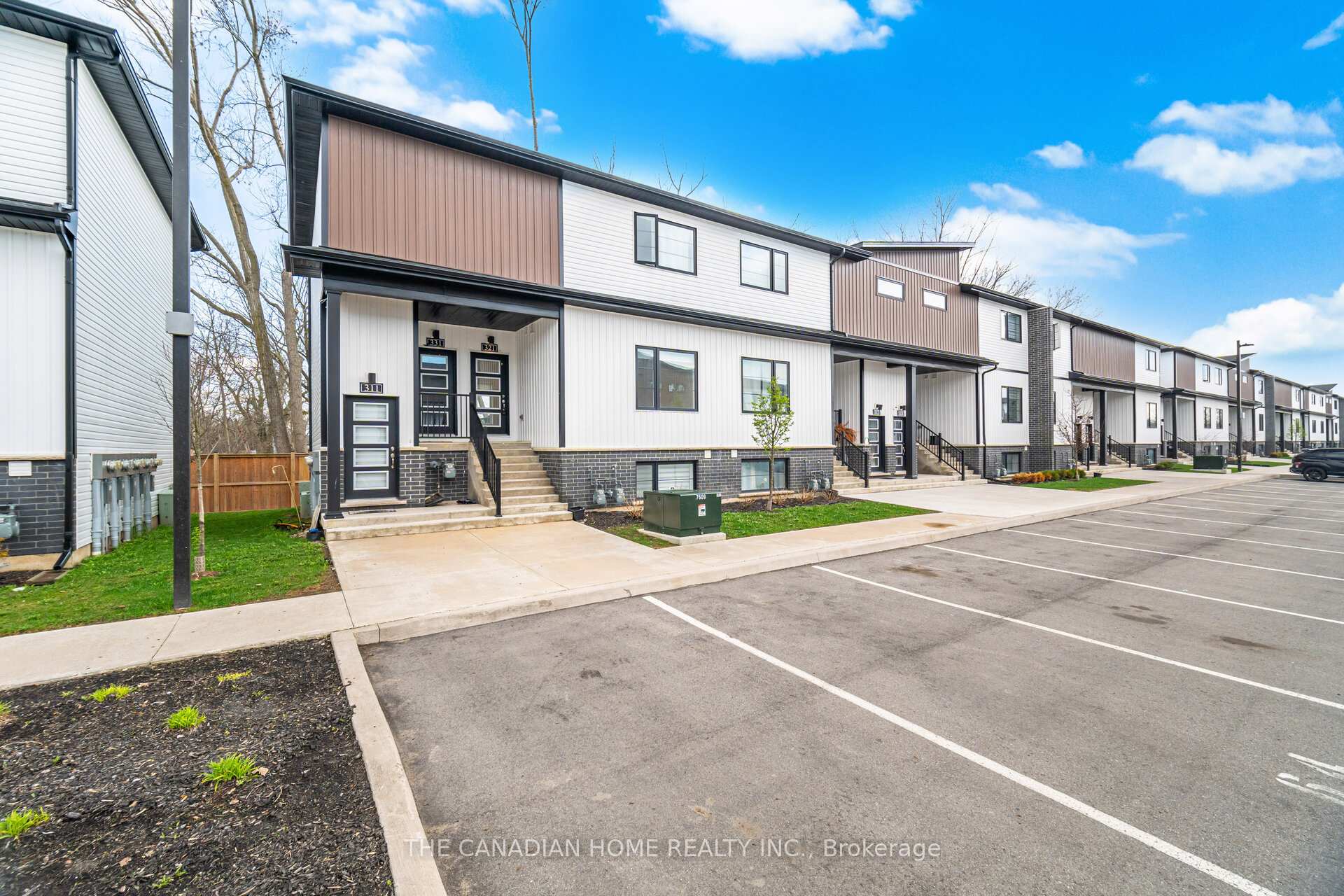 Photo 3 of Unit 321, 4263 Fourth Avenue, Niagara Falls, Downtown — HOMEH