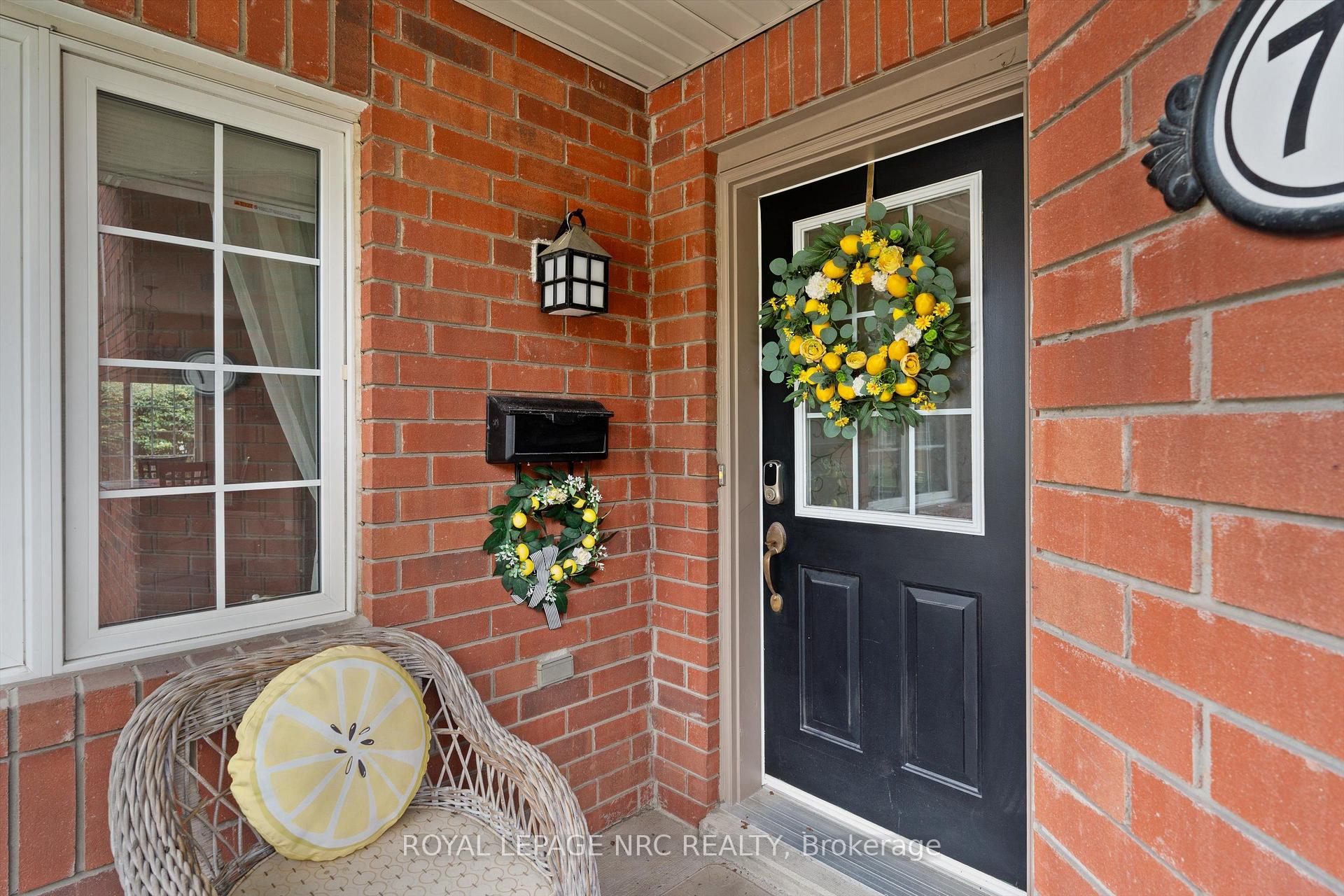 Photo 3 of Unit 77, 100 Beddoe Drive, Hamilton, Chedoke Park — HOMEH
