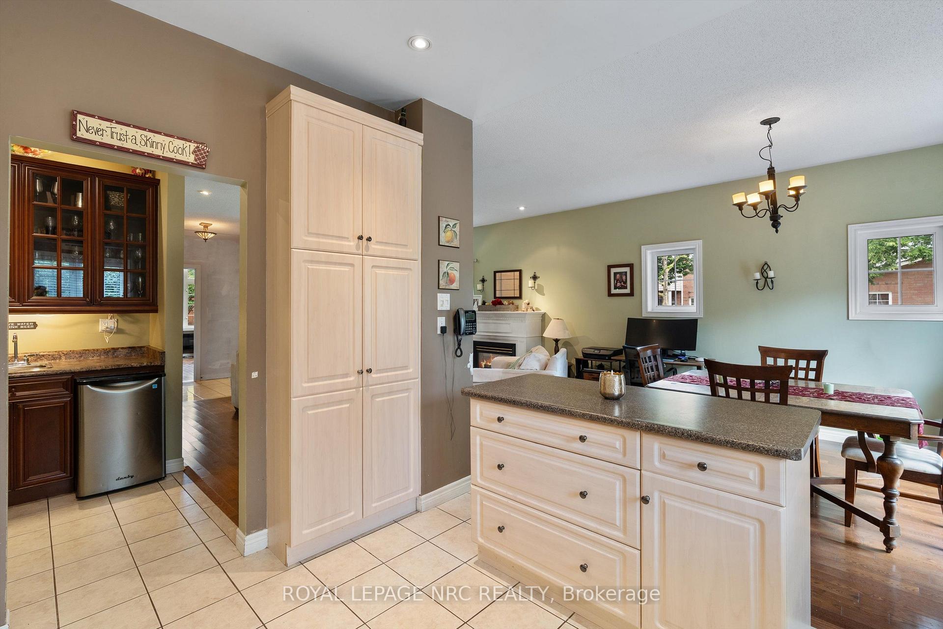 Photo 16 of Unit 77, 100 Beddoe Drive, Hamilton, Chedoke Park — HOMEH