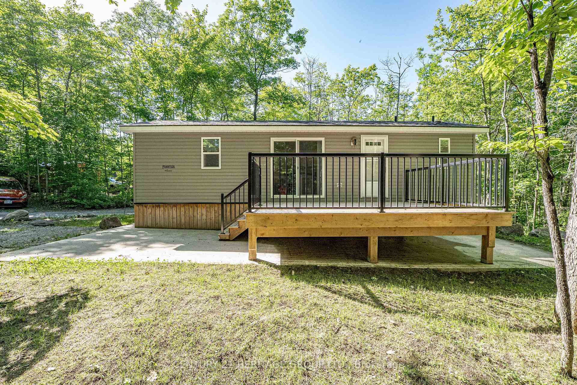 Photo 3 of Unit #4, 202 Hidden Glen Road, Georgian Bay, Baxter — HOMEH