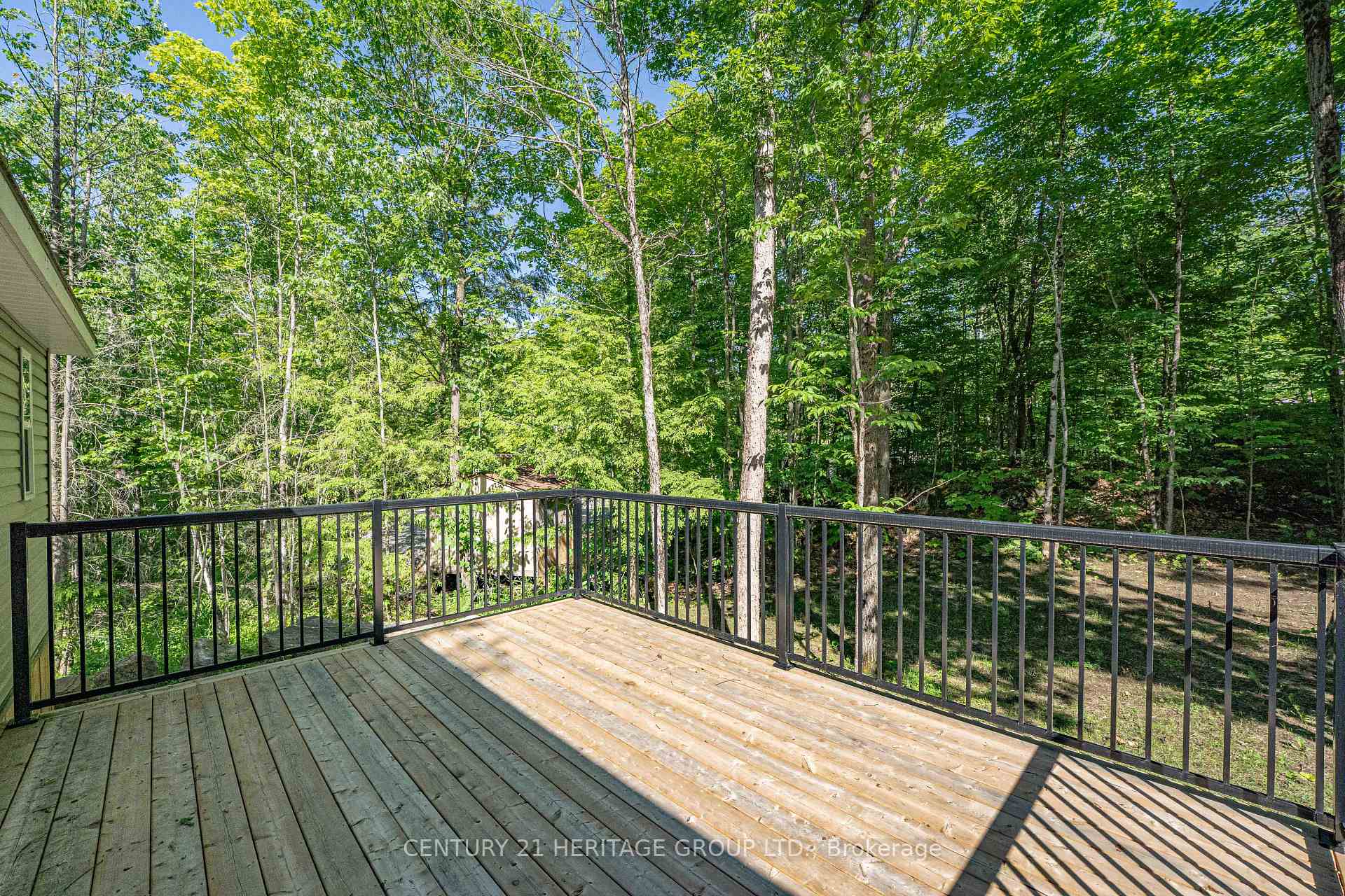 Photo 5 of Unit #4, 202 Hidden Glen Road, Georgian Bay, Baxter — HOMEH