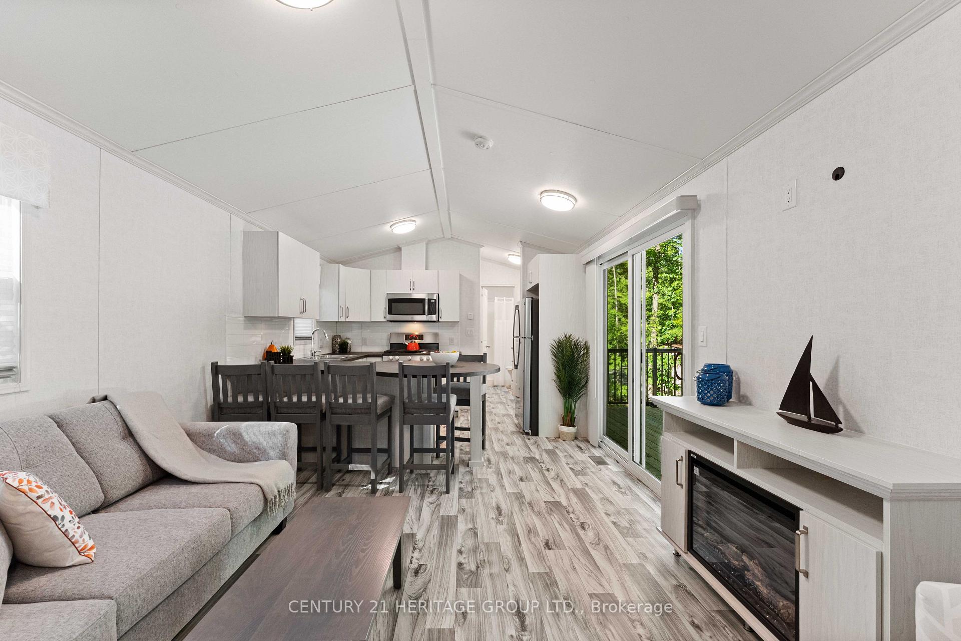 Photo 11 of Unit #4, 202 Hidden Glen Road, Georgian Bay, Baxter — HOMEH