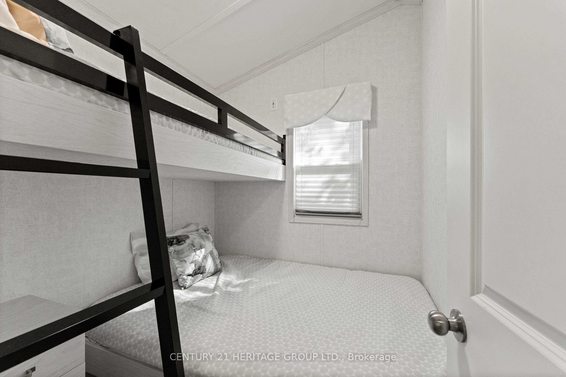 Photo 12 of Unit #4, 202 Hidden Glen Road, Georgian Bay, Baxter — HOMEH