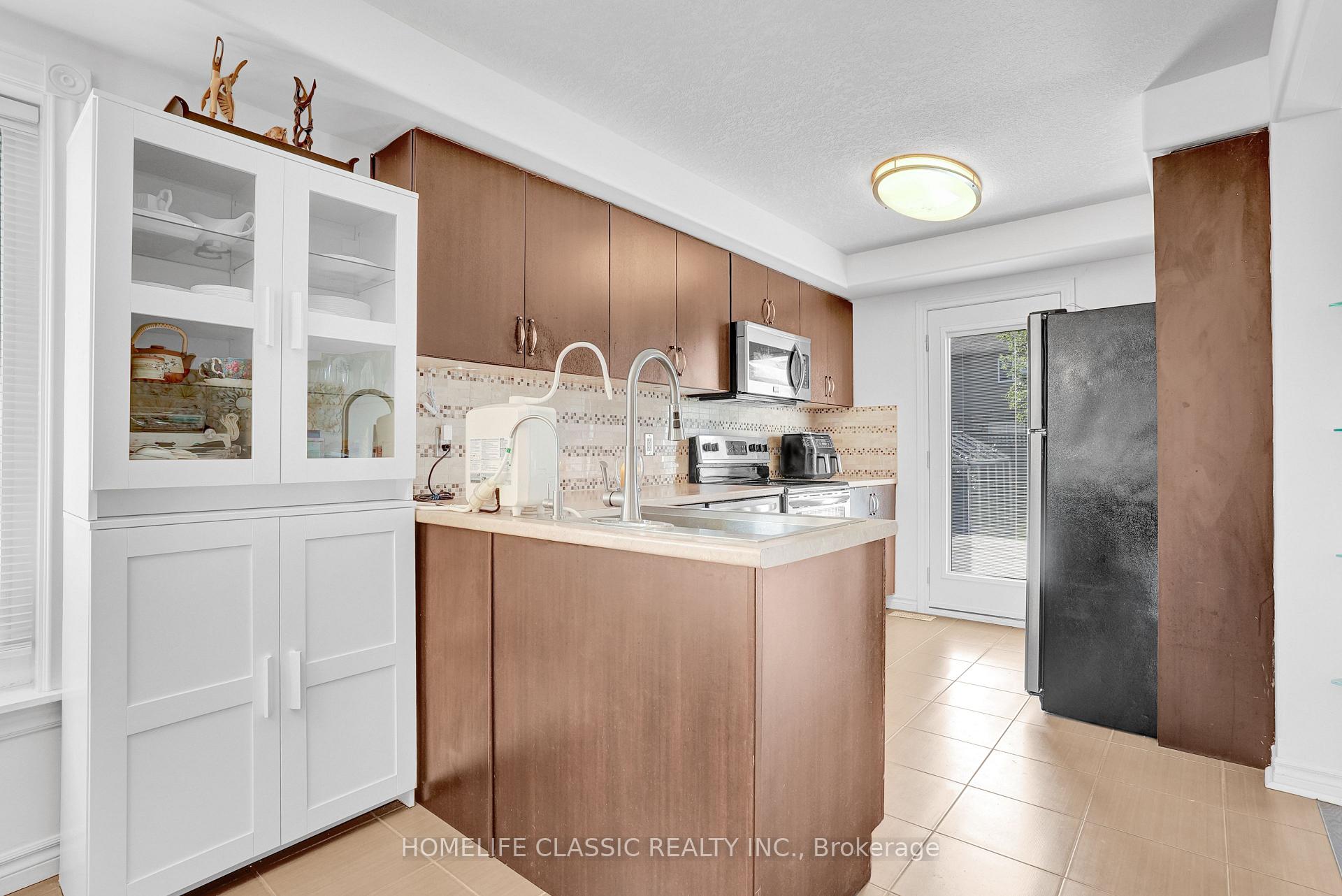 Photo 9 of 5 Irwin Crescent, New Tecumseth, Alliston — HOMEH