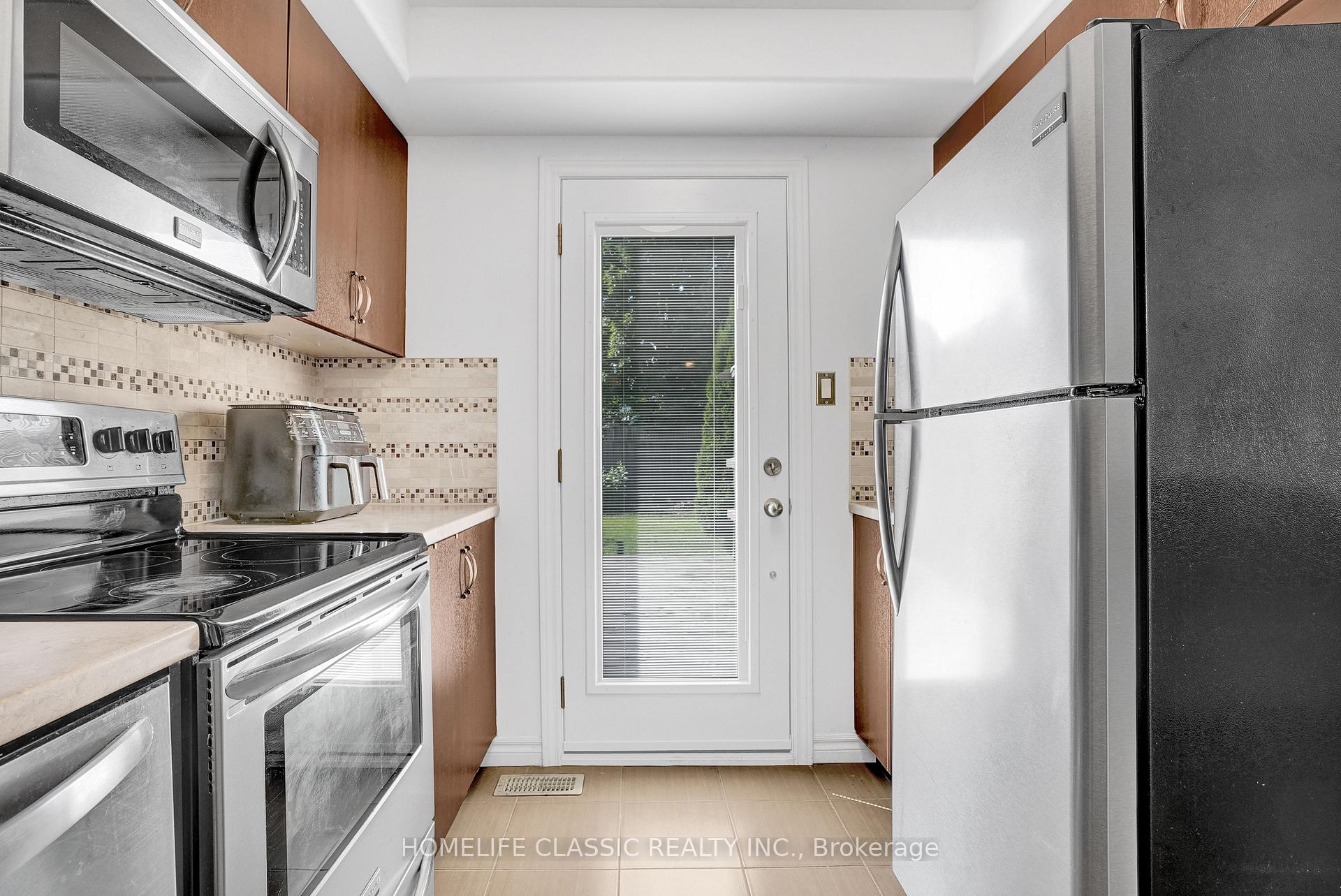 Photo 11 of 5 Irwin Crescent, New Tecumseth, Alliston — HOMEH
