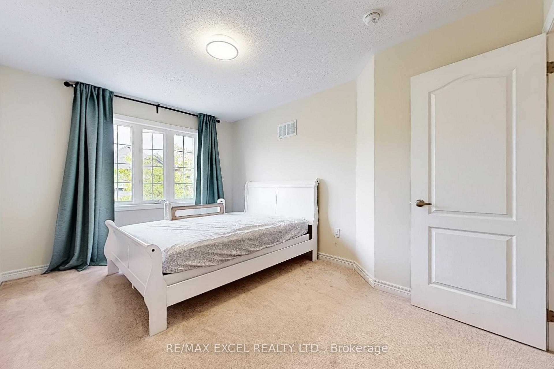 Photo 33 of 9 Sunnyside Hill Road, Markham, Cornell — HOMEH