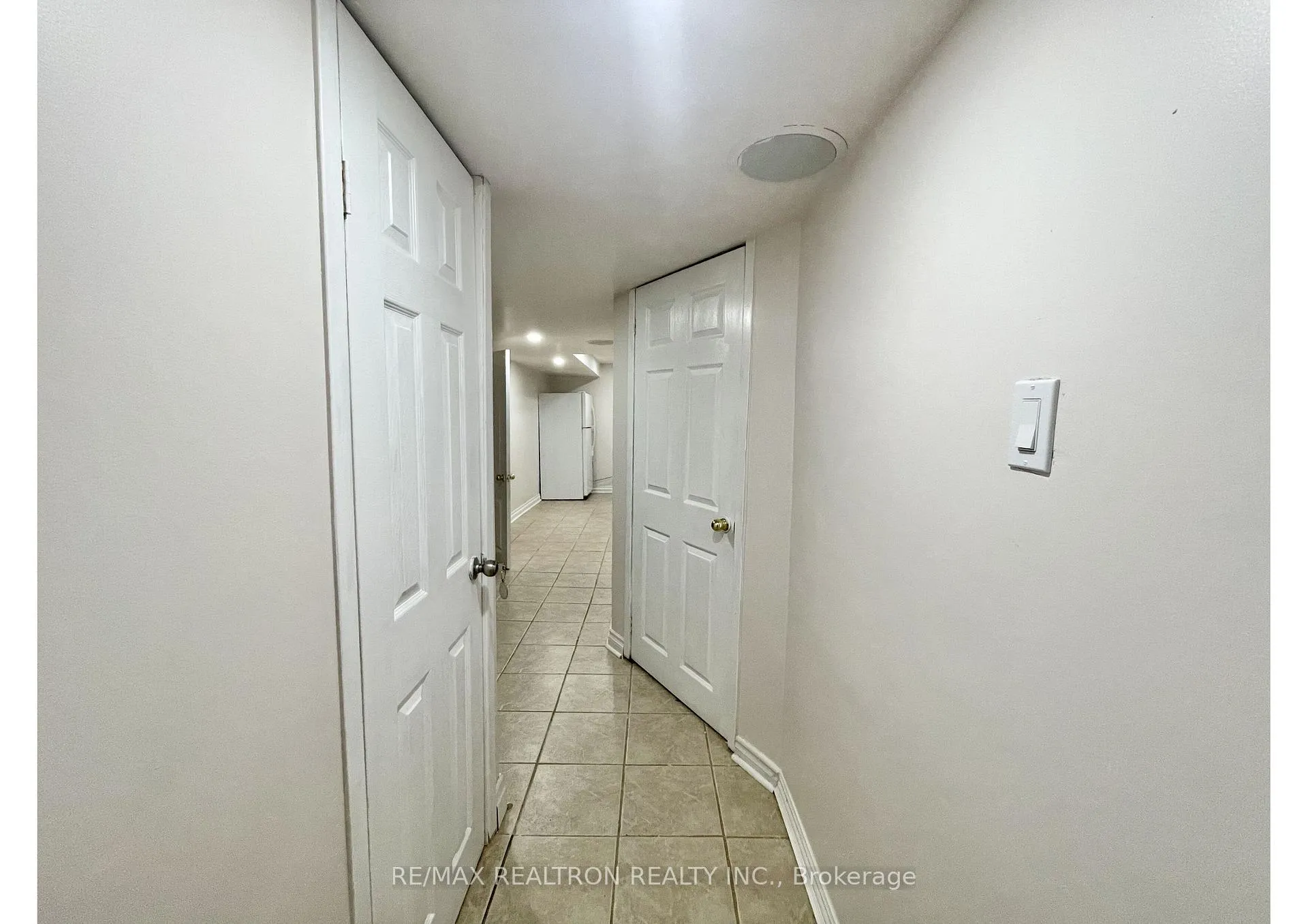Photo 2 of Unit Bsmt, 42 Chiara Drive, Vaughan, Vellore Village — HOMEH