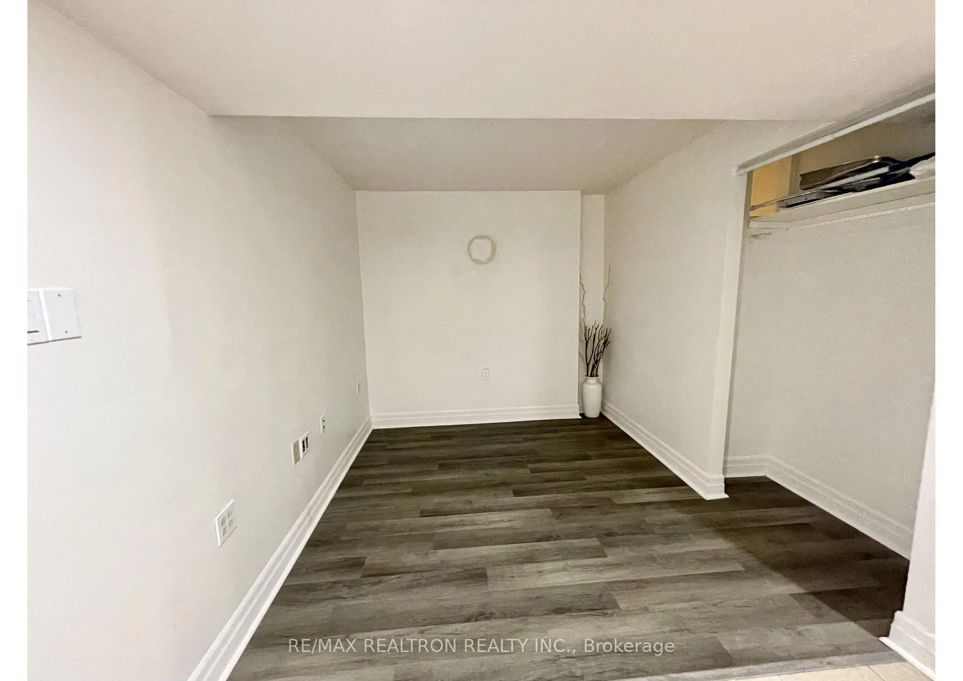 Photo 3 of Unit Bsmt, 42 Chiara Drive, Vaughan, Vellore Village — HOMEH