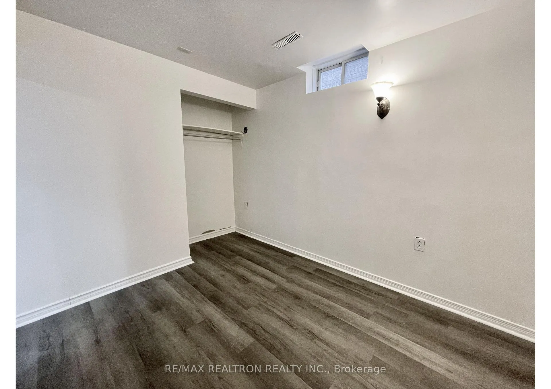 Photo 5 of Unit Bsmt, 42 Chiara Drive, Vaughan, Vellore Village — HOMEH