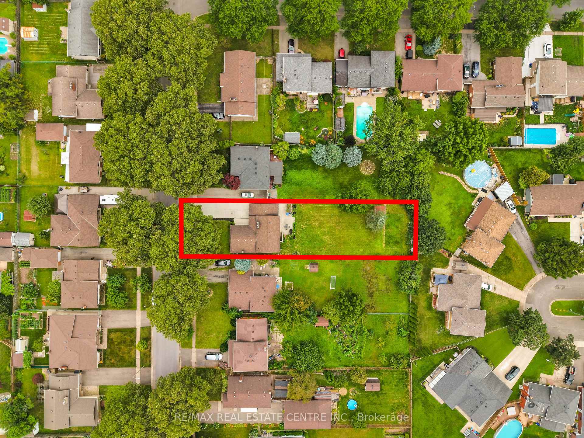 Photo 5 of 448 Mitchell Avenue, Niagara Falls, Morrison — HOMEH