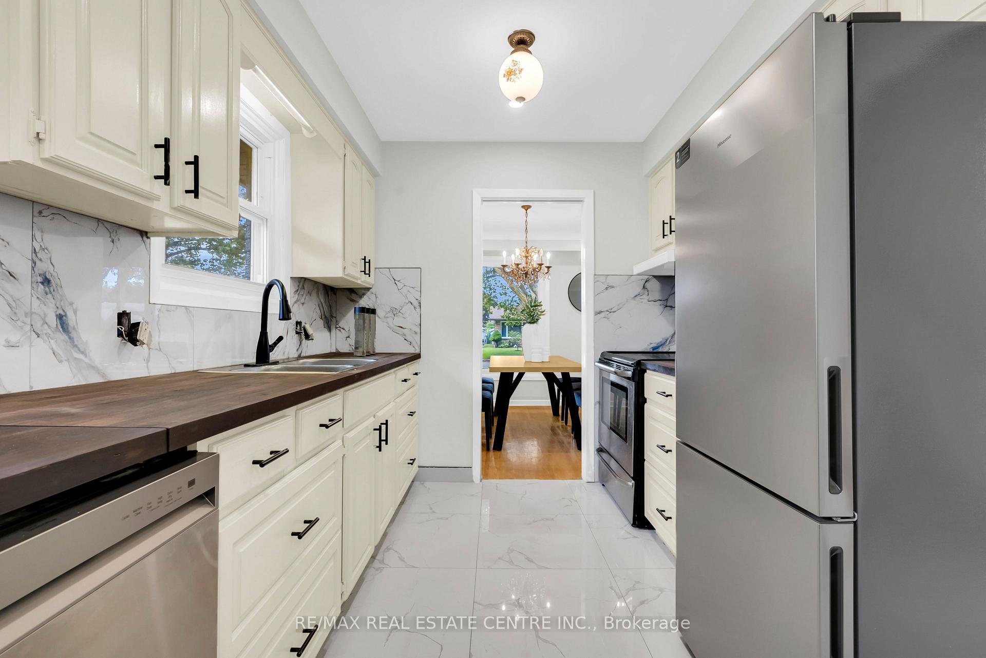 Photo 20 of 448 Mitchell Avenue, Niagara Falls, Morrison — HOMEH