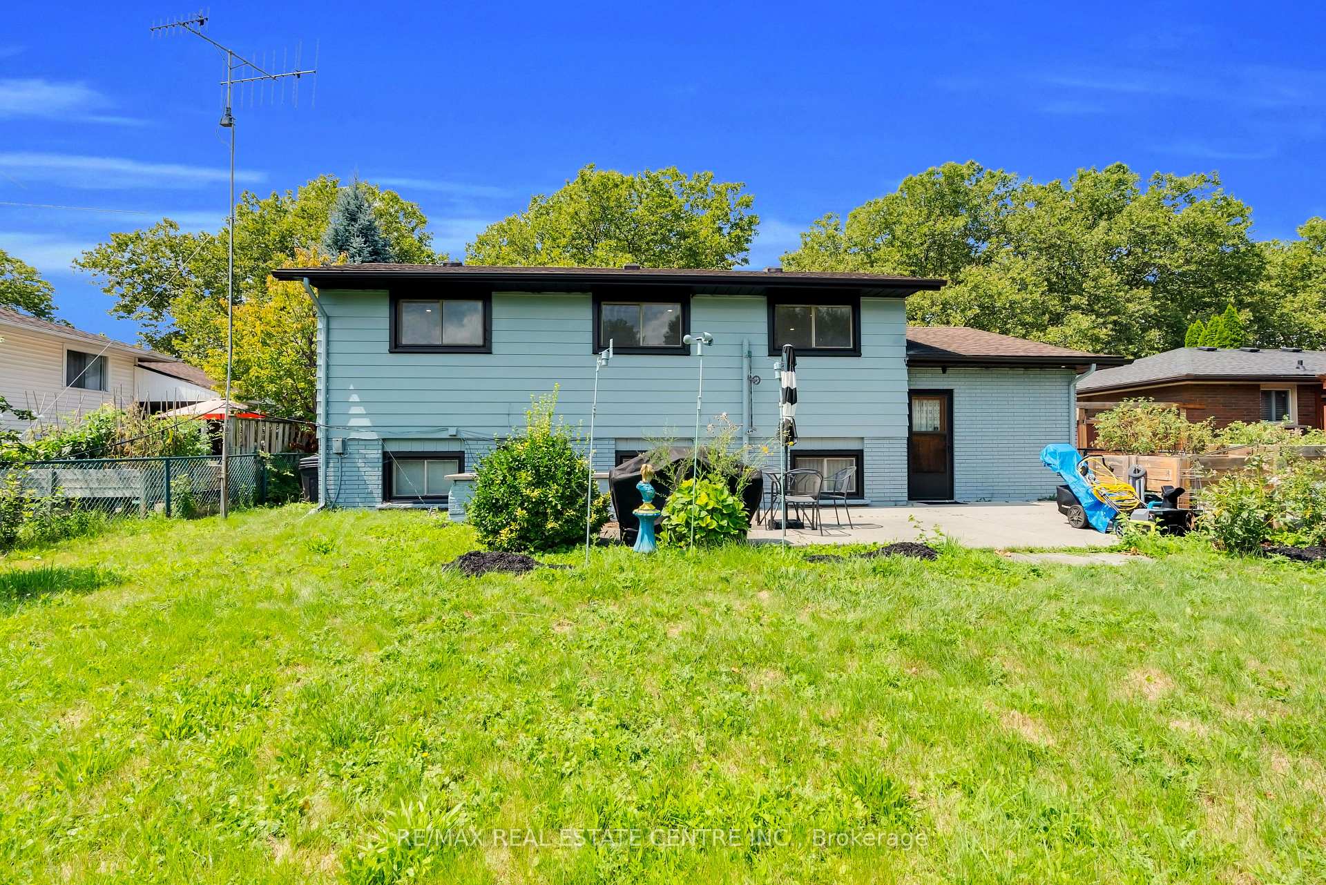 Photo 44 of 448 Mitchell Avenue, Niagara Falls, Morrison — HOMEH
