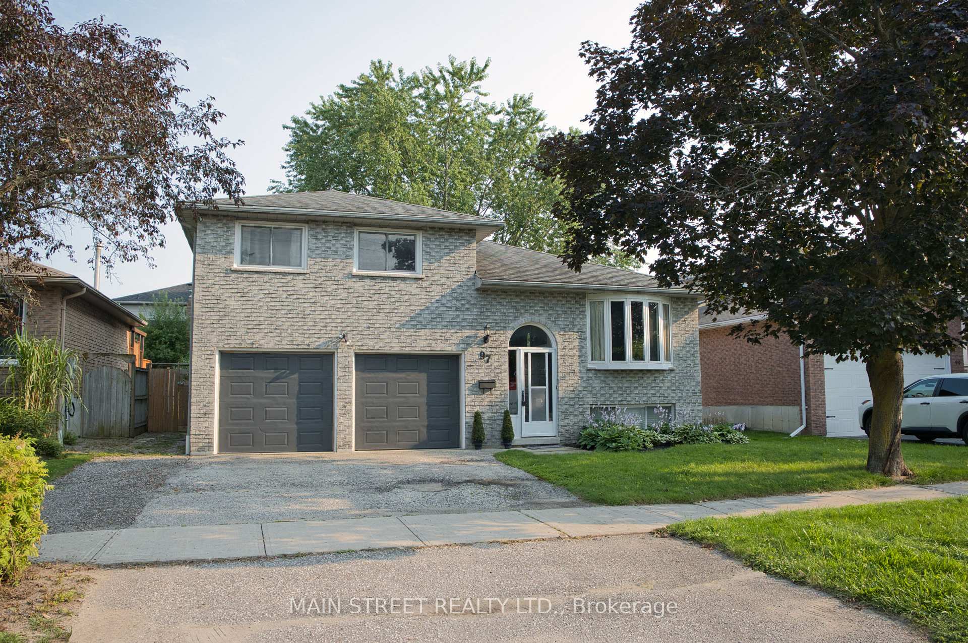 Photo 2 of 97 Riverglen Drive, Georgina, Keswick South — HOMEH