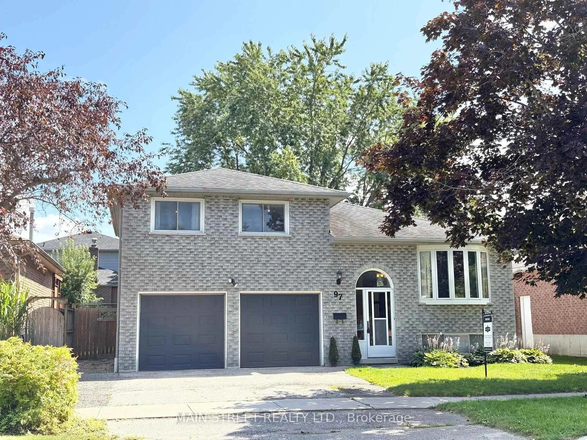 Photo 1 of 97 Riverglen Drive, Georgina, Keswick South — HOMEH
