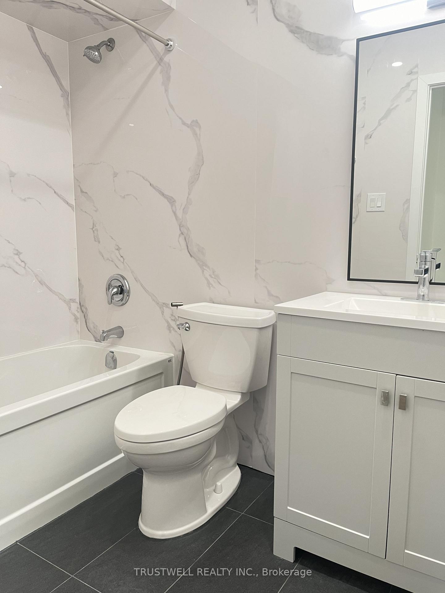 Photo 16 of Unit Unit B, 909 Millwood Road, Toronto, Leaside — HOMEH