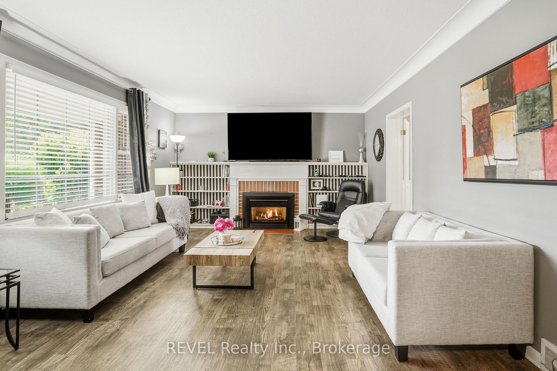 Photo 10 of 4123 Dorchester Road, Niagara Falls, Morrison — HOMEH