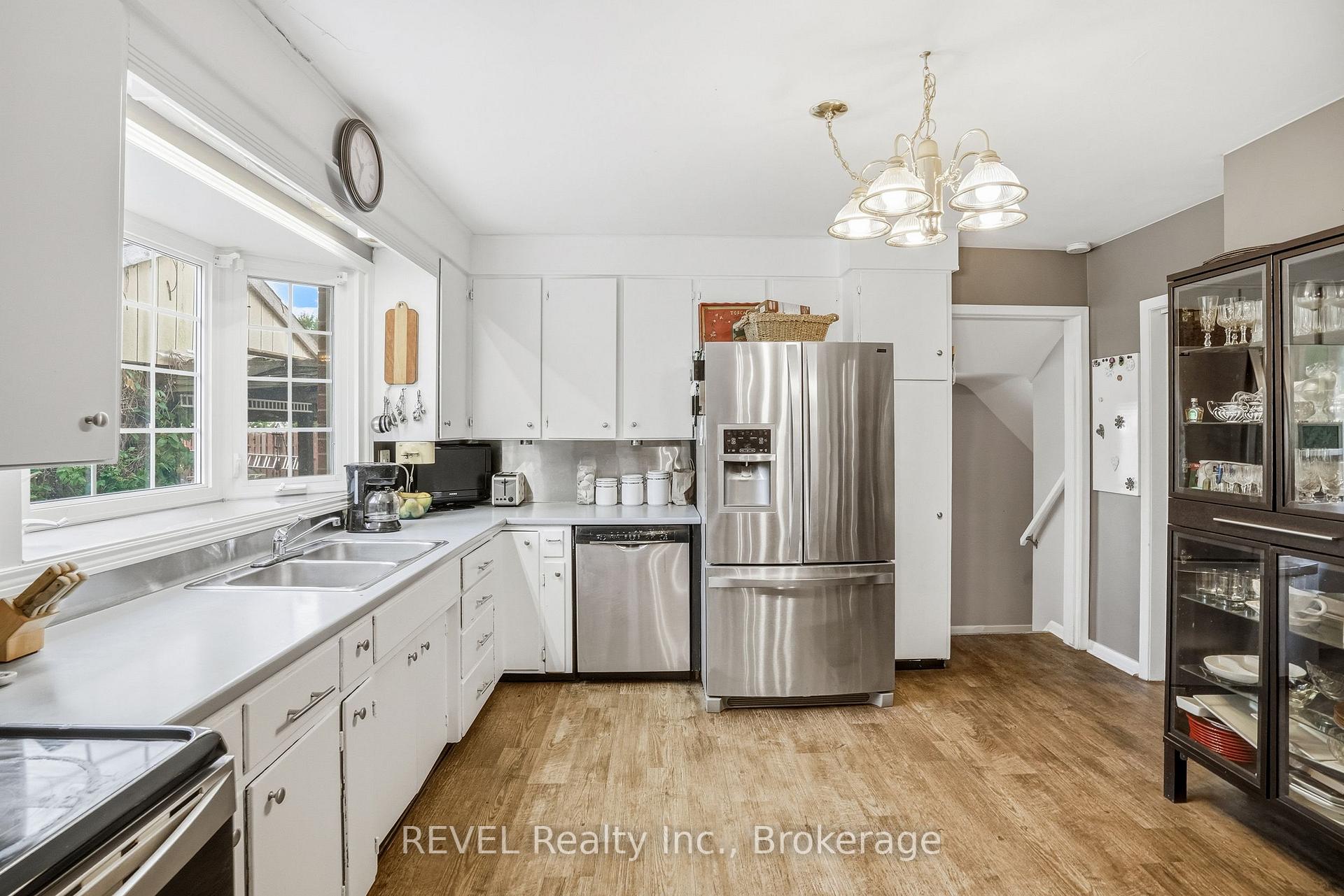 Photo 14 of 4123 Dorchester Road, Niagara Falls, Morrison — HOMEH